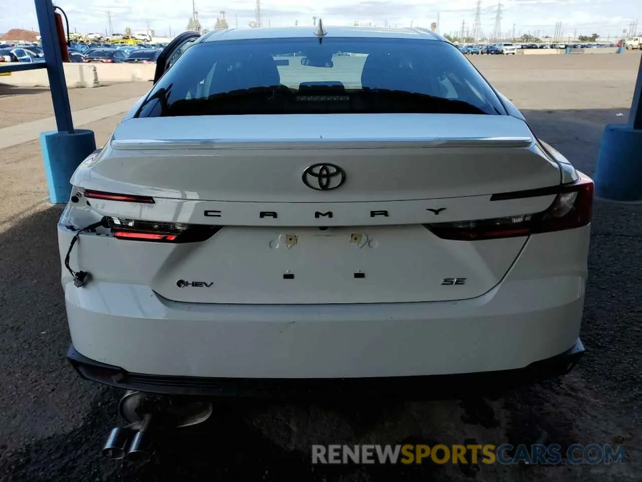 6 Photograph of a damaged car 4T1DAACK8SU120878 TOYOTA CAMRY 2025
