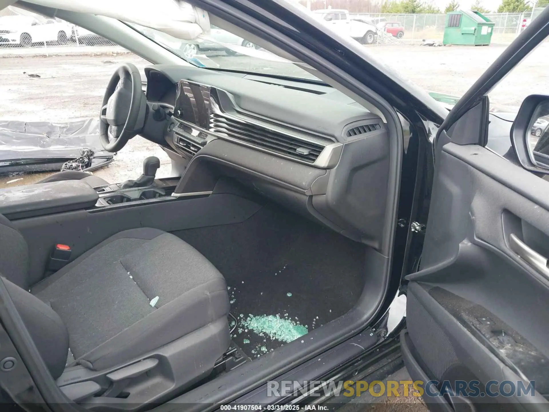 5 Photograph of a damaged car 4T1DAACK8SU500304 TOYOTA CAMRY 2025