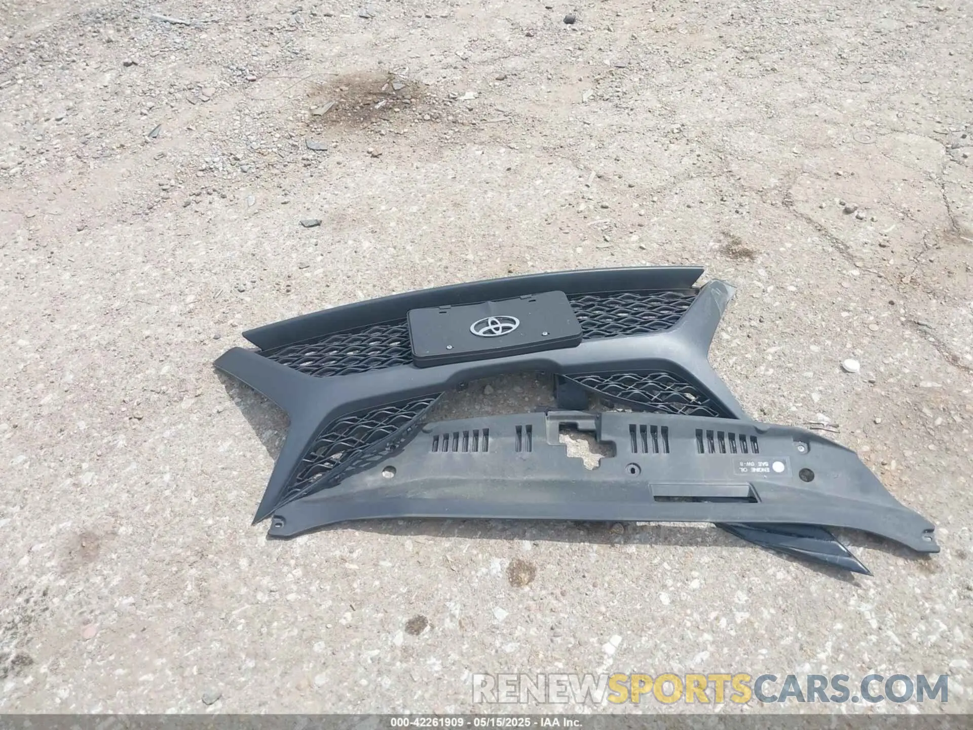 12 Photograph of a damaged car 4T1DAACK8SU506796 TOYOTA CAMRY 2025