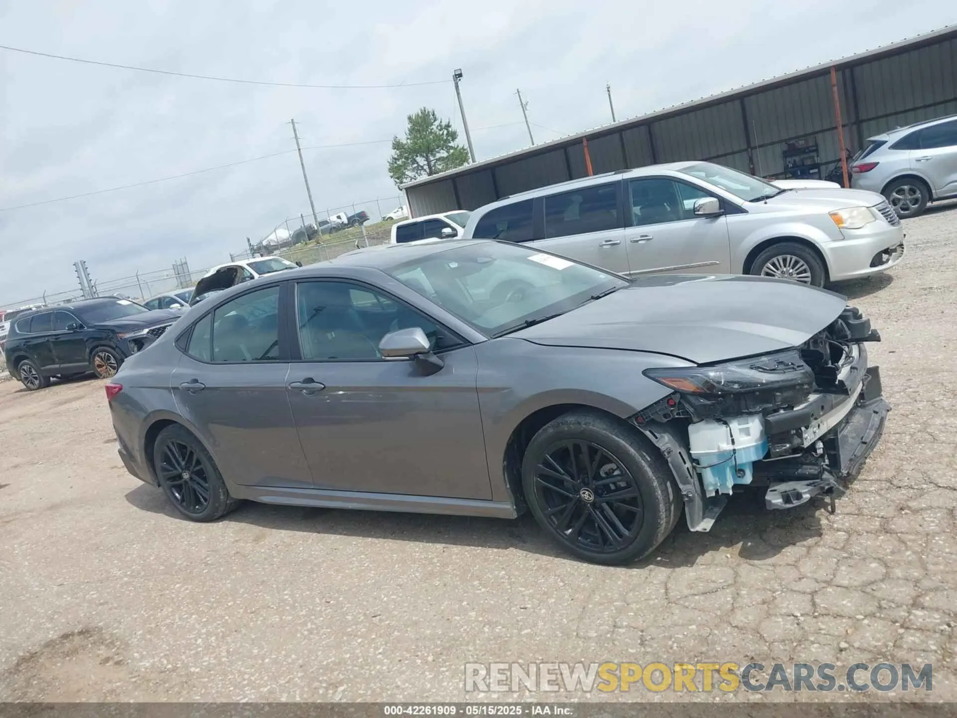 14 Photograph of a damaged car 4T1DAACK8SU506796 TOYOTA CAMRY 2025