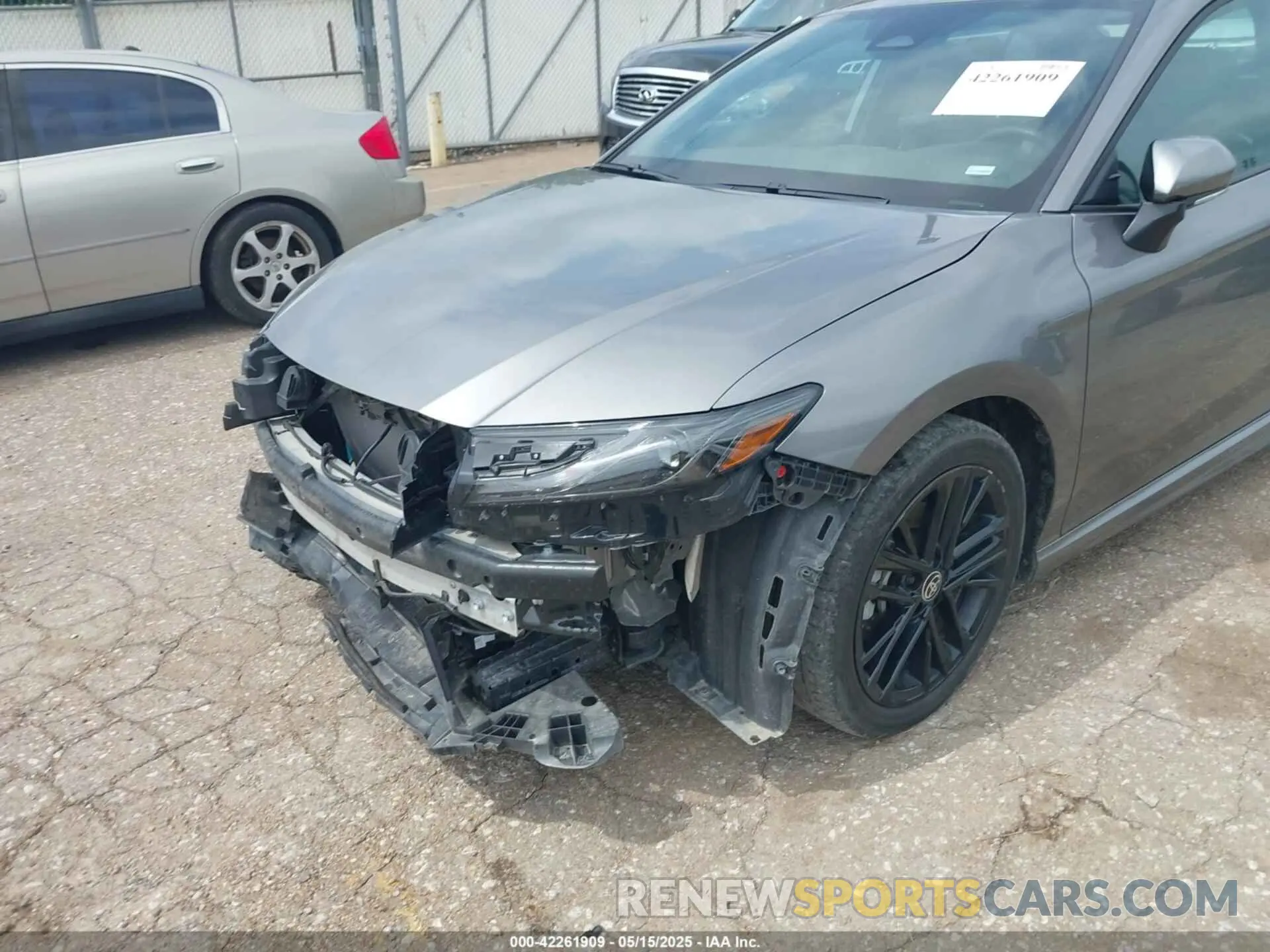 19 Photograph of a damaged car 4T1DAACK8SU506796 TOYOTA CAMRY 2025