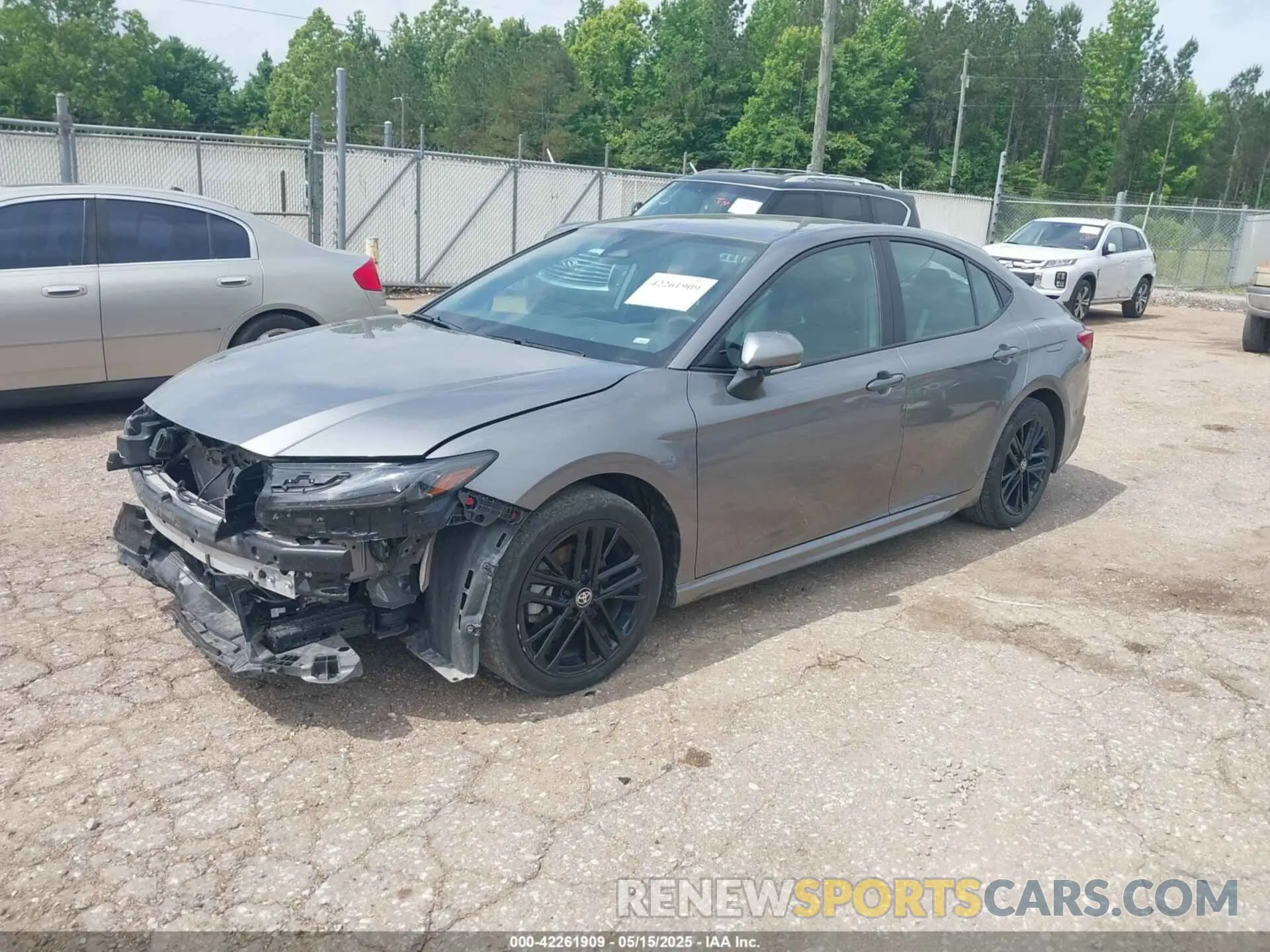 2 Photograph of a damaged car 4T1DAACK8SU506796 TOYOTA CAMRY 2025