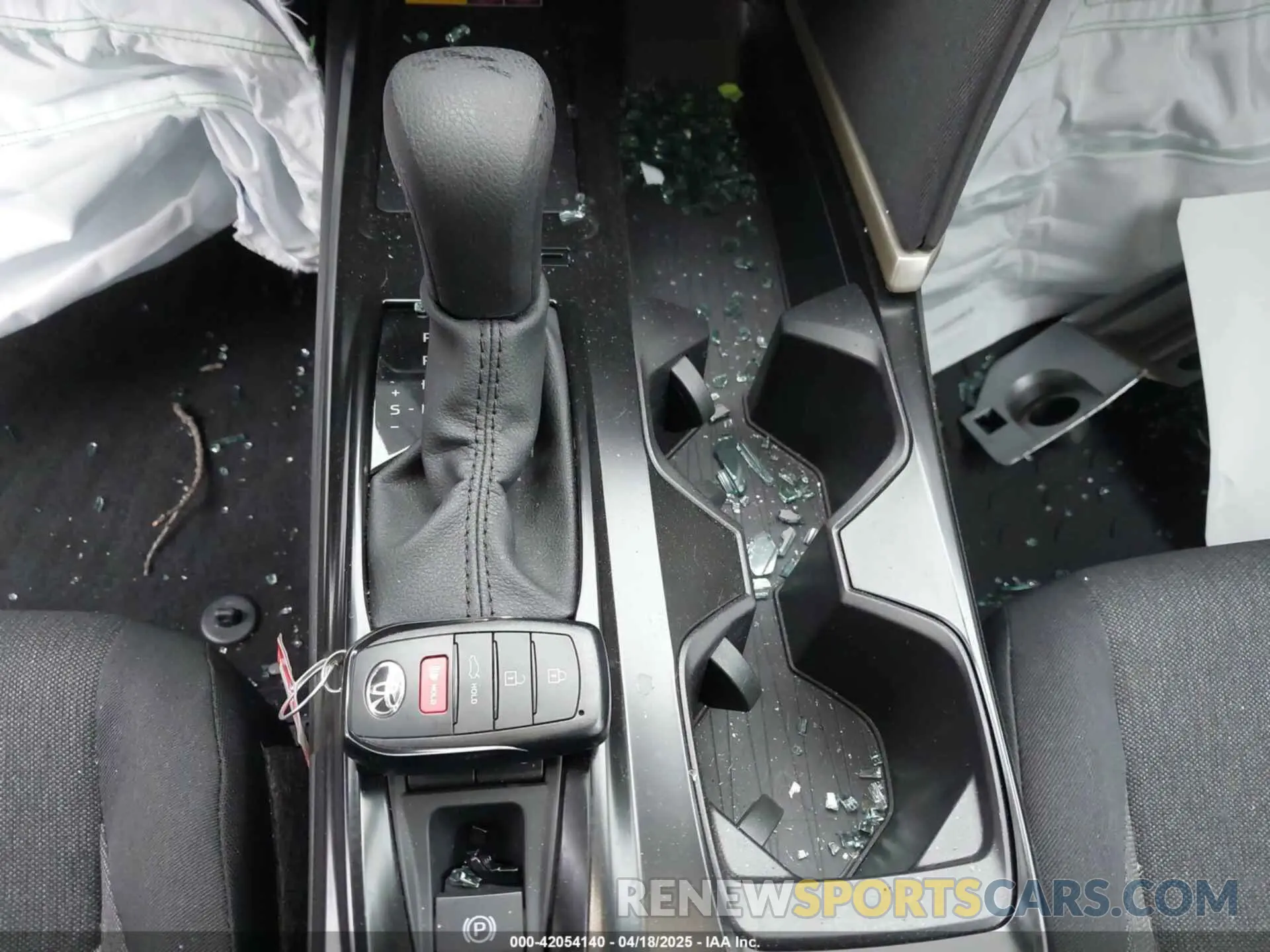 11 Photograph of a damaged car 4T1DAACK8SU507575 TOYOTA CAMRY 2025