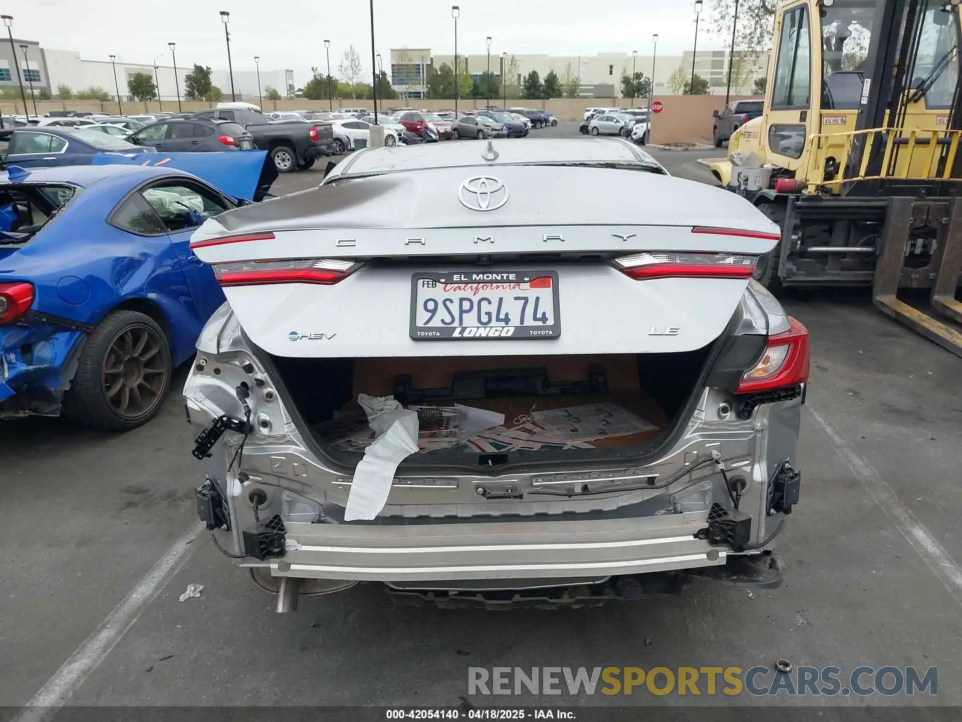 17 Photograph of a damaged car 4T1DAACK8SU507575 TOYOTA CAMRY 2025