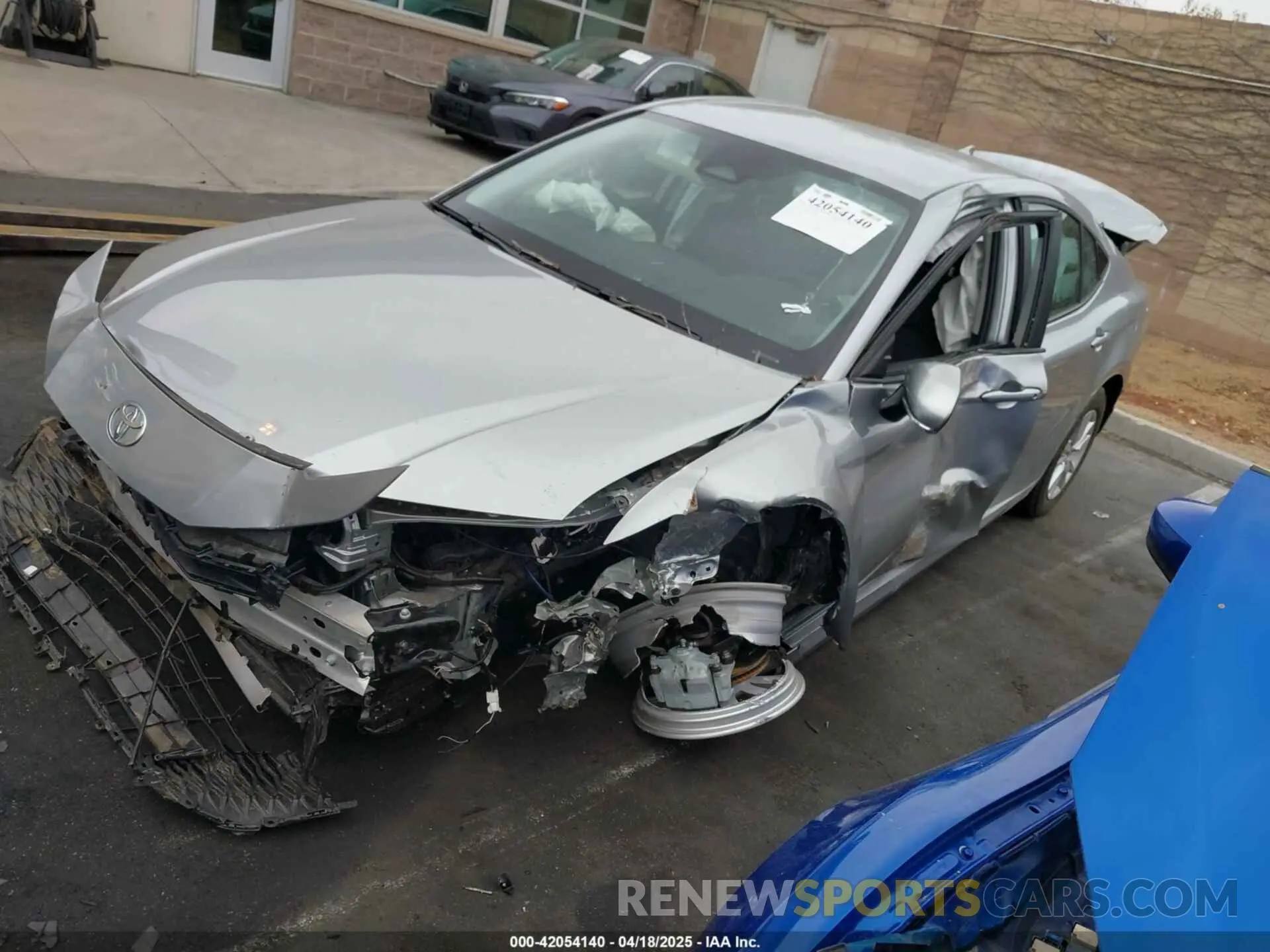 2 Photograph of a damaged car 4T1DAACK8SU507575 TOYOTA CAMRY 2025
