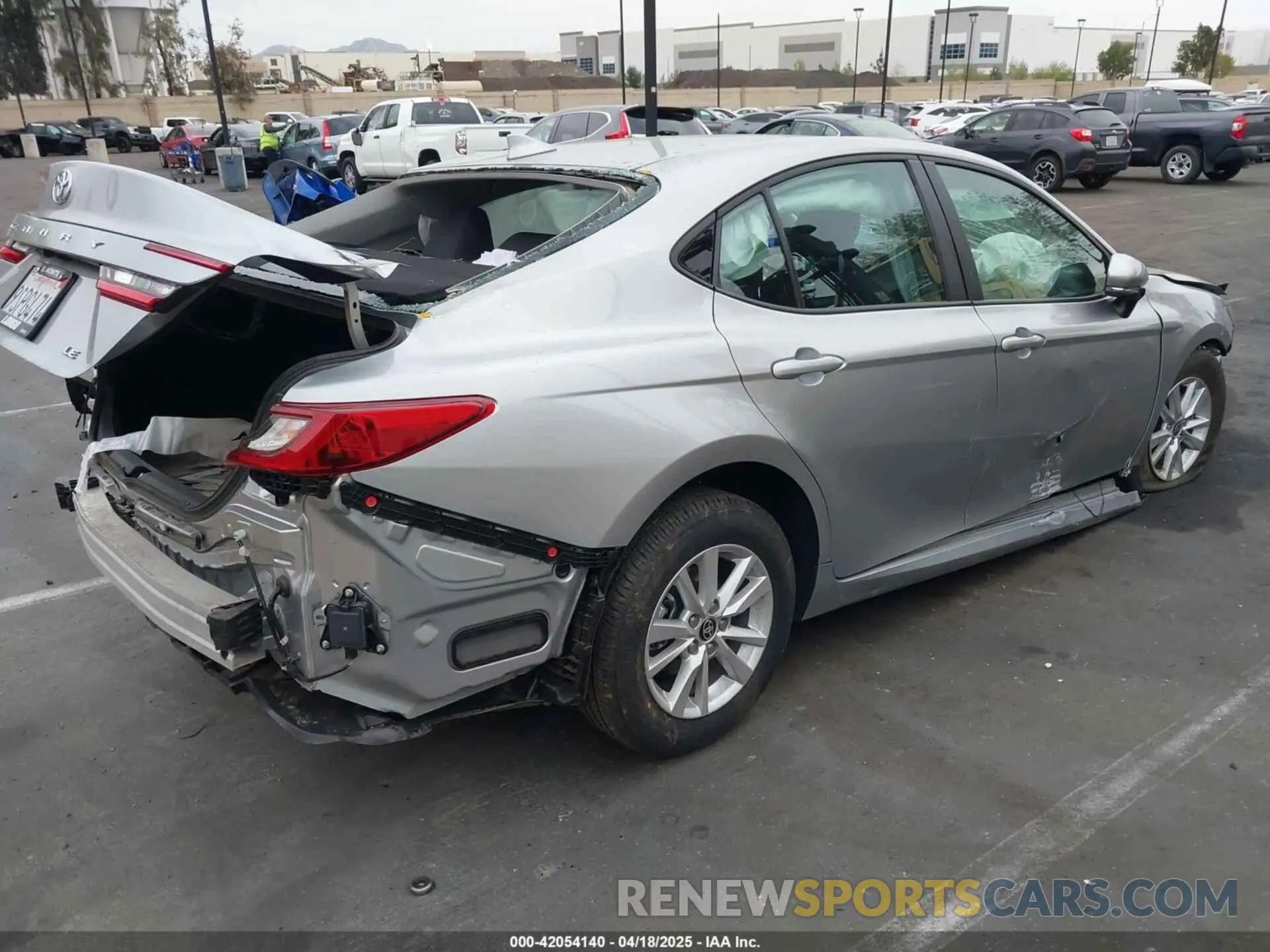 4 Photograph of a damaged car 4T1DAACK8SU507575 TOYOTA CAMRY 2025