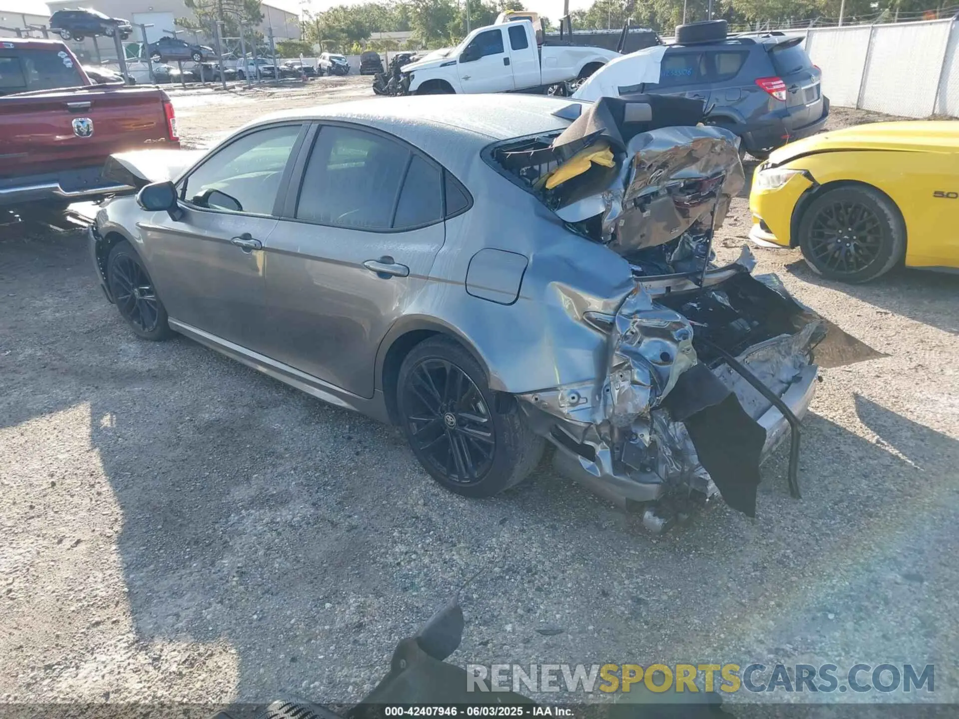 3 Photograph of a damaged car 4T1DAACK8SU508970 TOYOTA CAMRY 2025