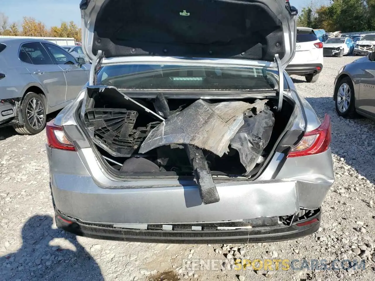 6 Photograph of a damaged car 4T1DAACK8SU509536 TOYOTA CAMRY 2025