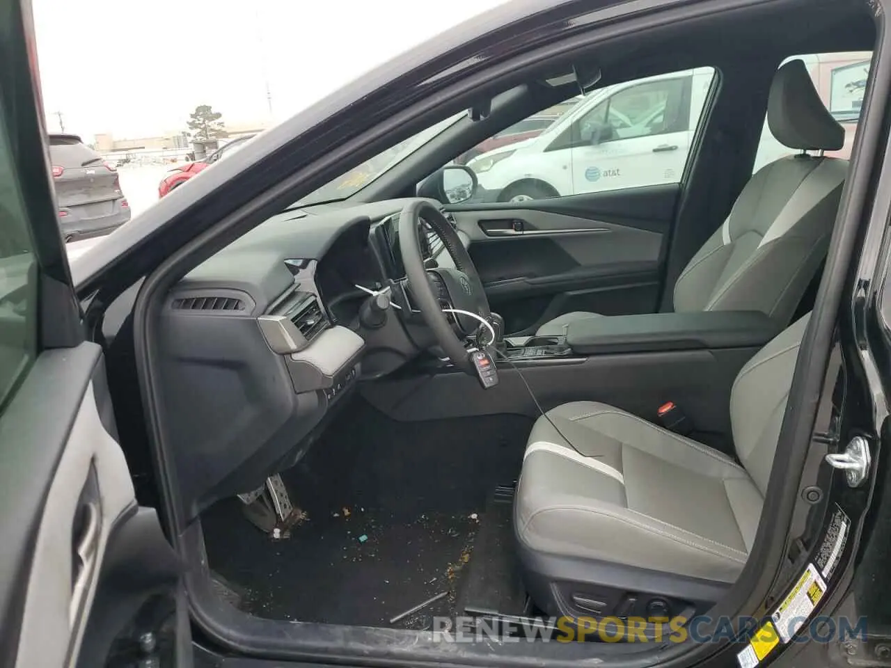7 Photograph of a damaged car 4T1DAACK8SU513568 TOYOTA CAMRY 2025