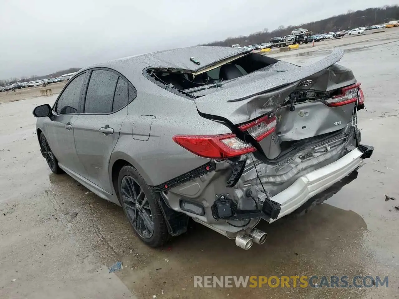 2 Photograph of a damaged car 4T1DAACK8SU517376 TOYOTA CAMRY 2025