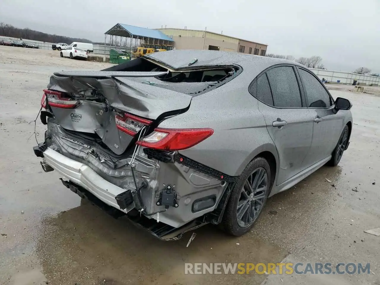 3 Photograph of a damaged car 4T1DAACK8SU517376 TOYOTA CAMRY 2025