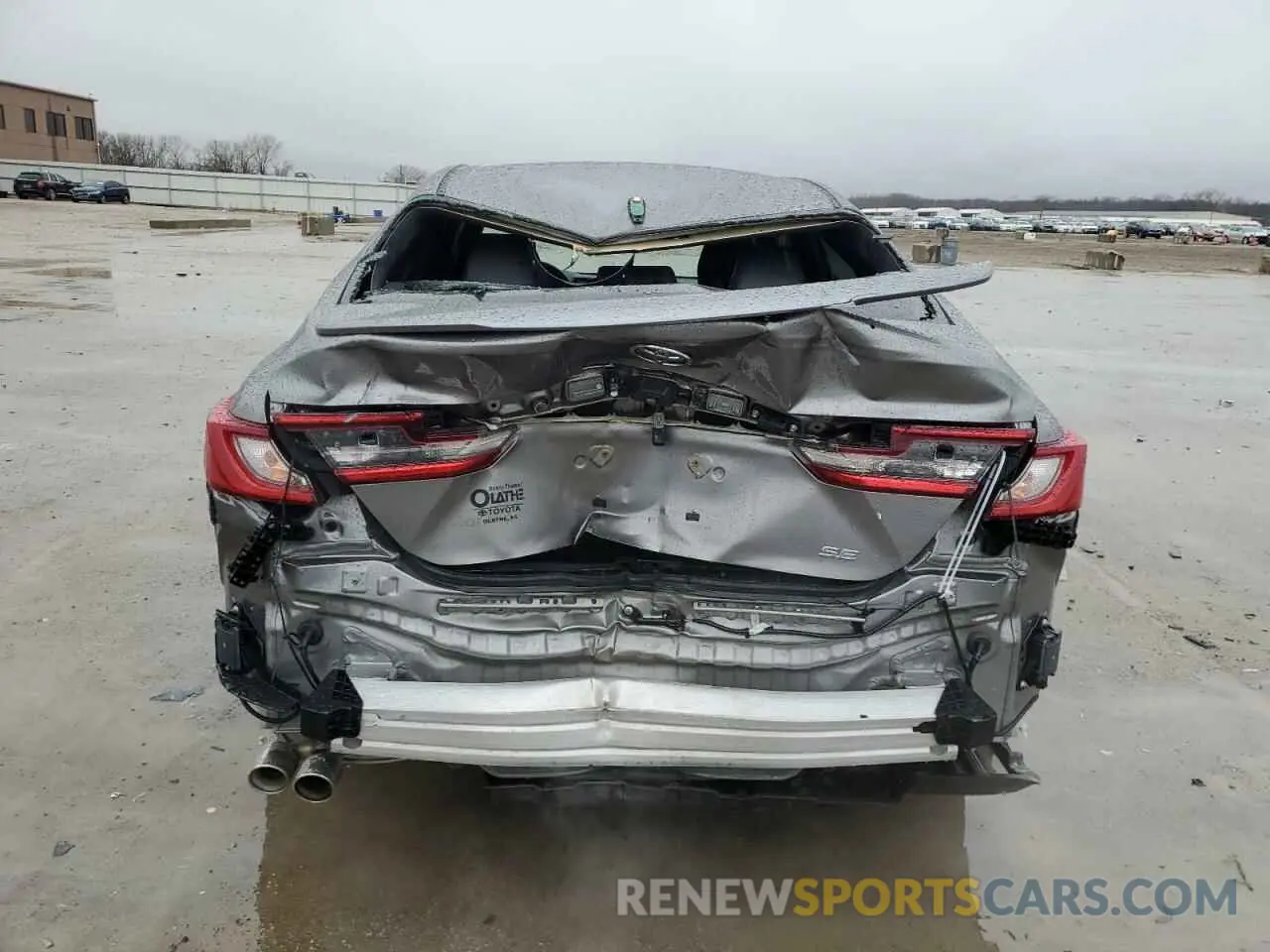 6 Photograph of a damaged car 4T1DAACK8SU517376 TOYOTA CAMRY 2025