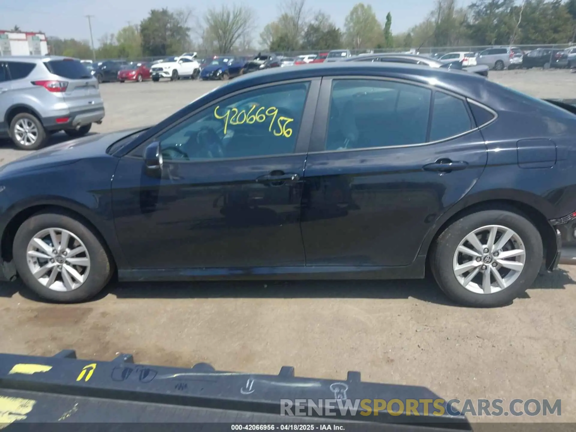 14 Photograph of a damaged car 4T1DAACK8SU533173 TOYOTA CAMRY 2025