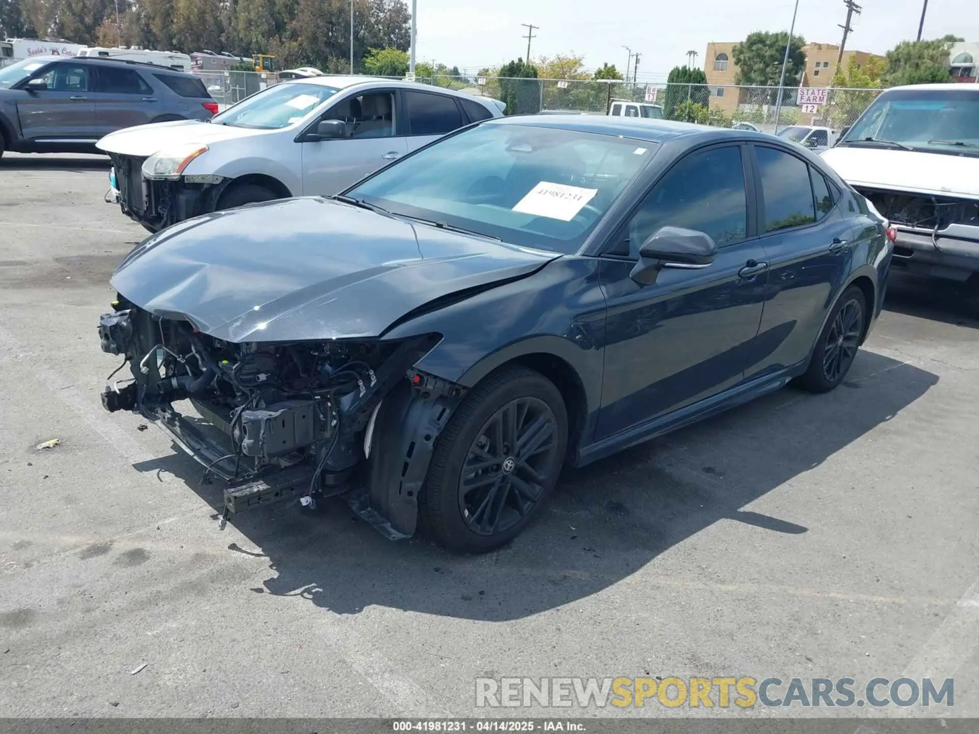 2 Photograph of a damaged car 4T1DAACK8SU546764 TOYOTA CAMRY 2025