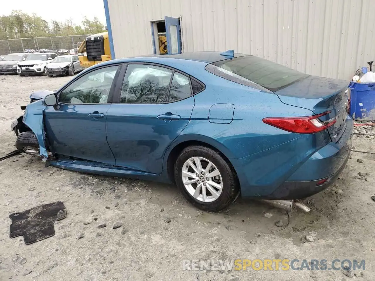 2 Photograph of a damaged car 4T1DAACK8SU558316 TOYOTA CAMRY 2025
