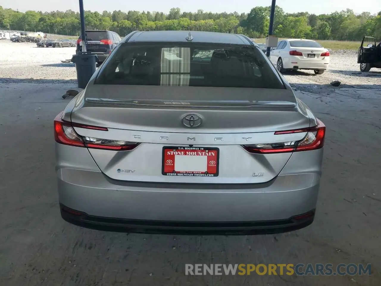 6 Photograph of a damaged car 4T1DAACK8SU599559 TOYOTA CAMRY 2025