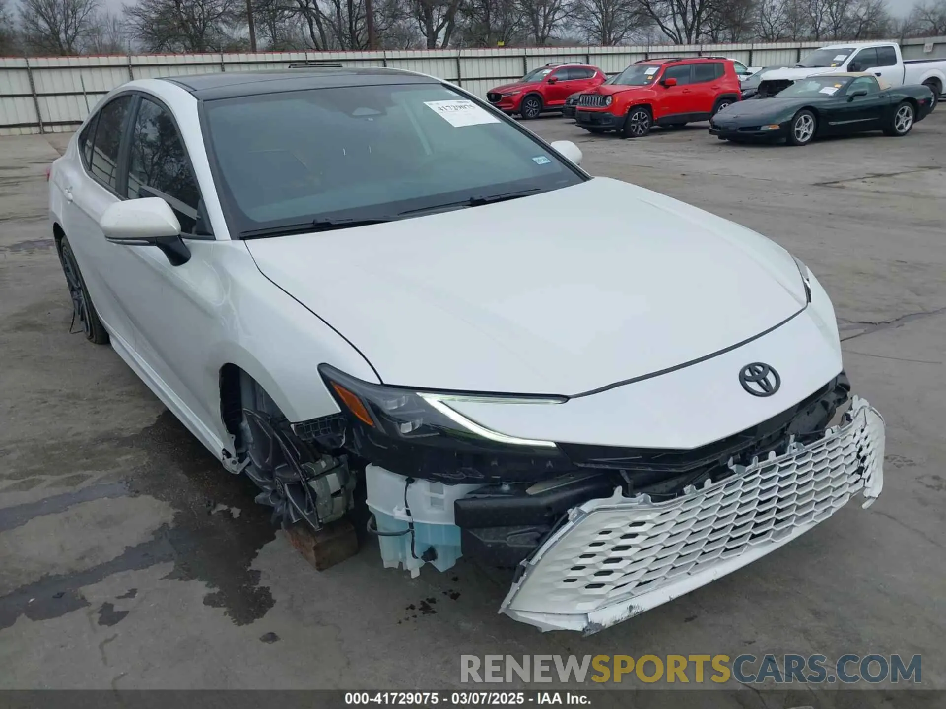 1 Photograph of a damaged car 4T1DAACK9SU018876 TOYOTA CAMRY 2025