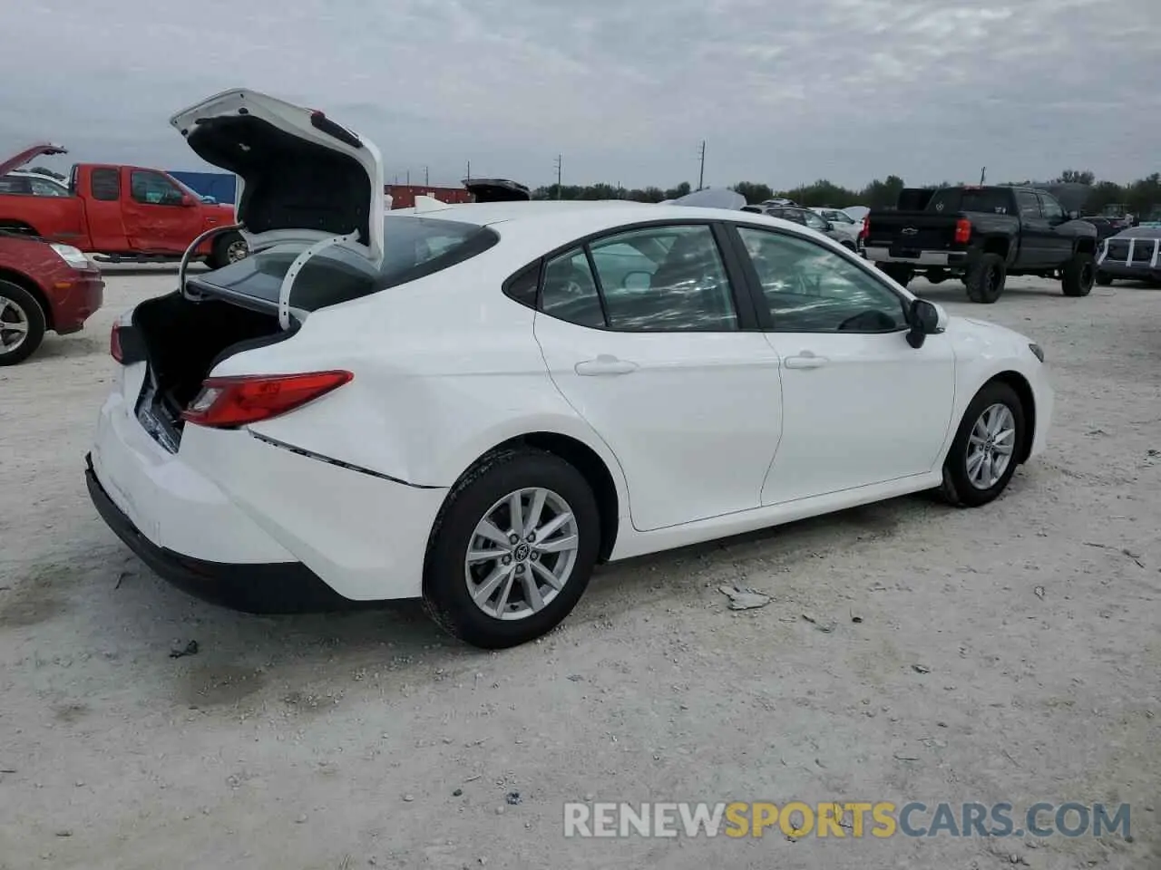 3 Photograph of a damaged car 4T1DAACK9SU084666 TOYOTA CAMRY 2025