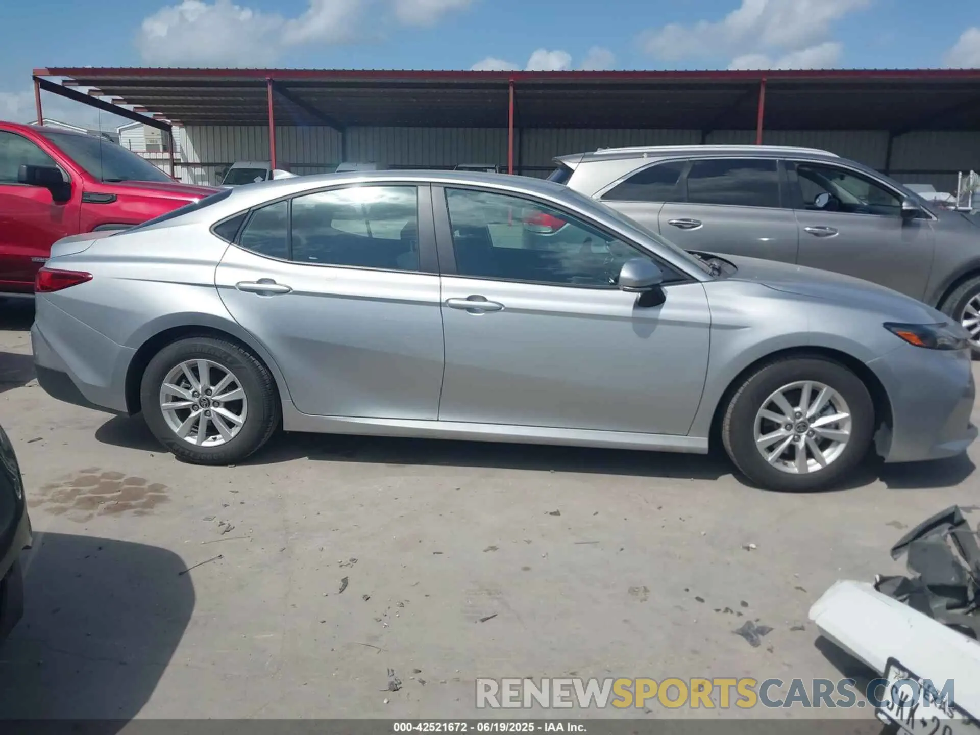 13 Photograph of a damaged car 4T1DAACK9SU089513 TOYOTA CAMRY 2025