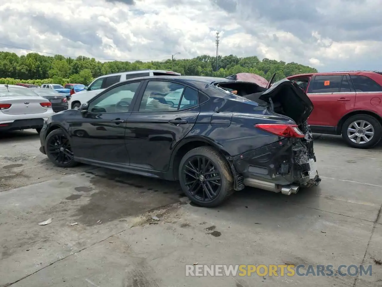 2 Photograph of a damaged car 4T1DAACK9SU099569 TOYOTA CAMRY 2025