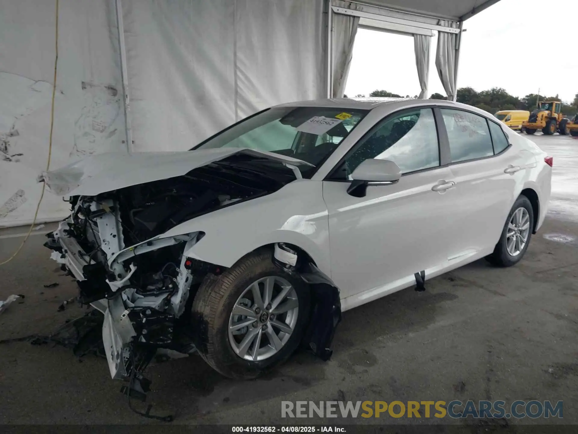 2 Photograph of a damaged car 4T1DAACK9SU112515 TOYOTA CAMRY 2025