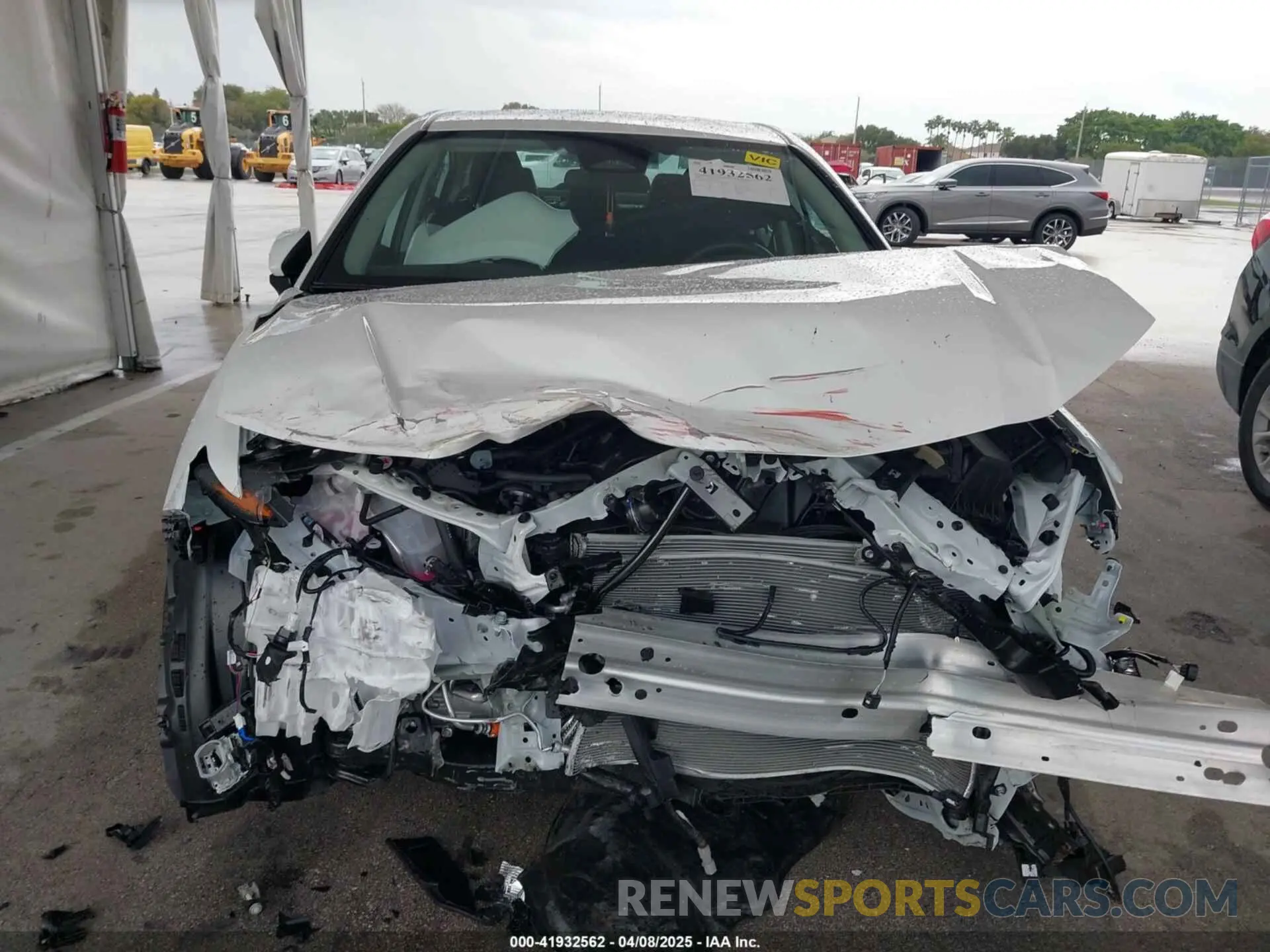 6 Photograph of a damaged car 4T1DAACK9SU112515 TOYOTA CAMRY 2025