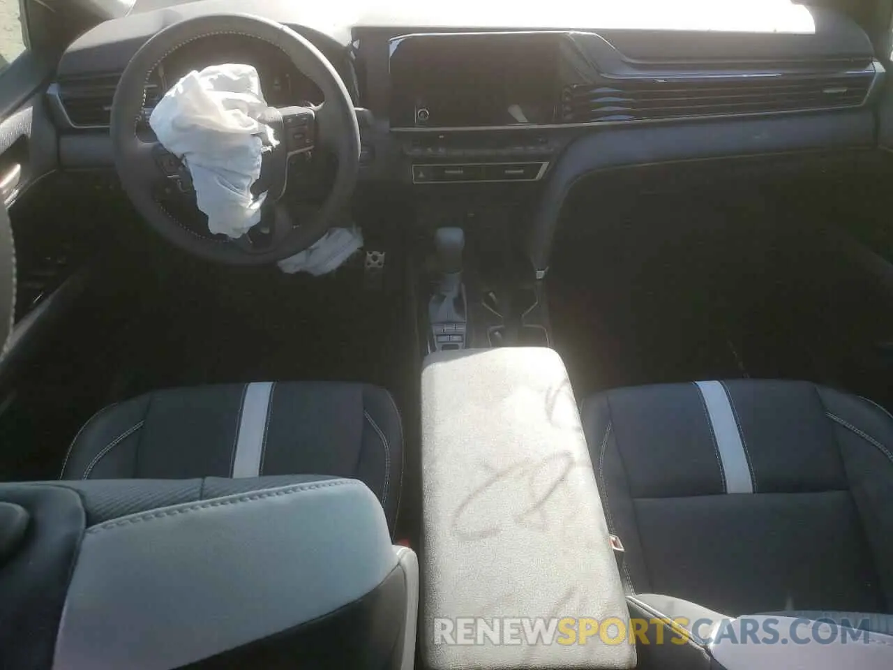 8 Photograph of a damaged car 4T1DAACK9SU118959 TOYOTA CAMRY 2025