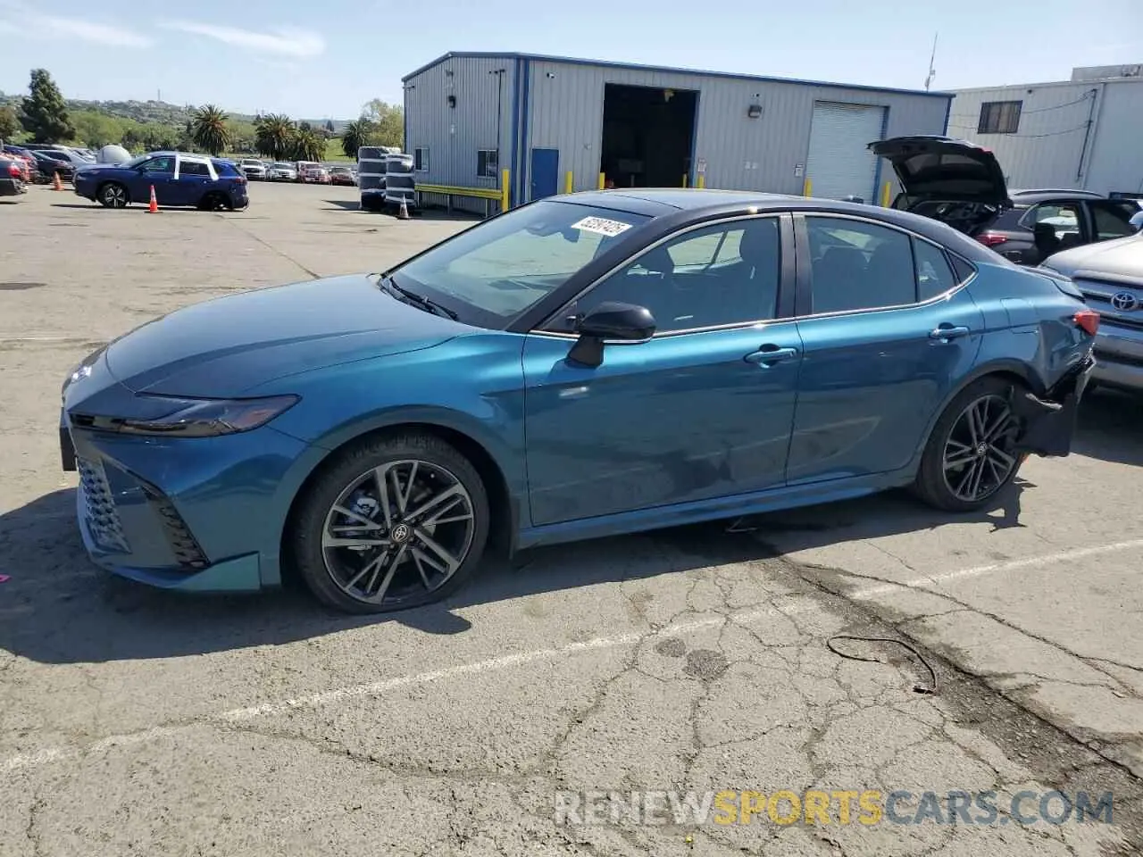 1 Photograph of a damaged car 4T1DAACK9SU122056 TOYOTA CAMRY 2025
