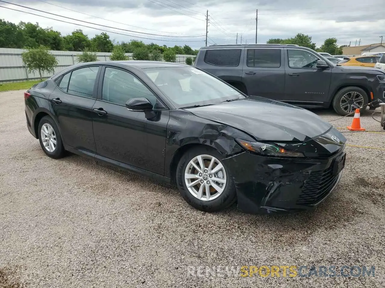 4 Photograph of a damaged car 4T1DAACK9SU122218 TOYOTA CAMRY 2025