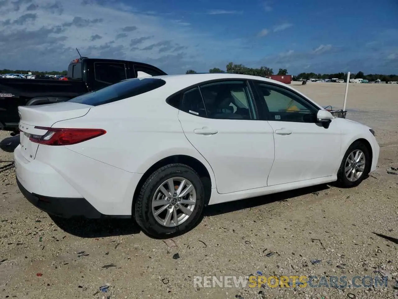 3 Photograph of a damaged car 4T1DAACK9SU500456 TOYOTA CAMRY 2025