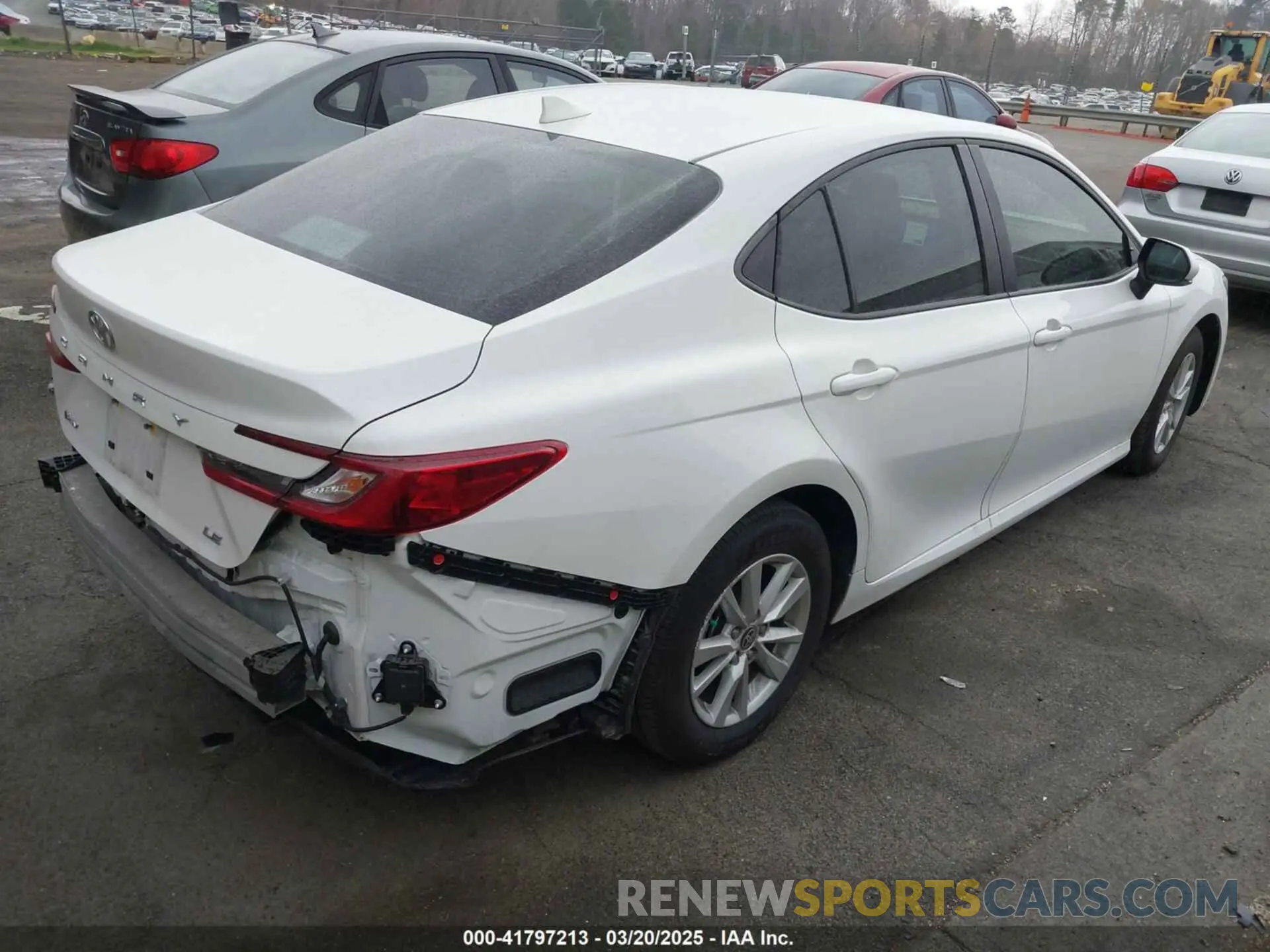 4 Photograph of a damaged car 4T1DAACK9SU503003 TOYOTA CAMRY 2025