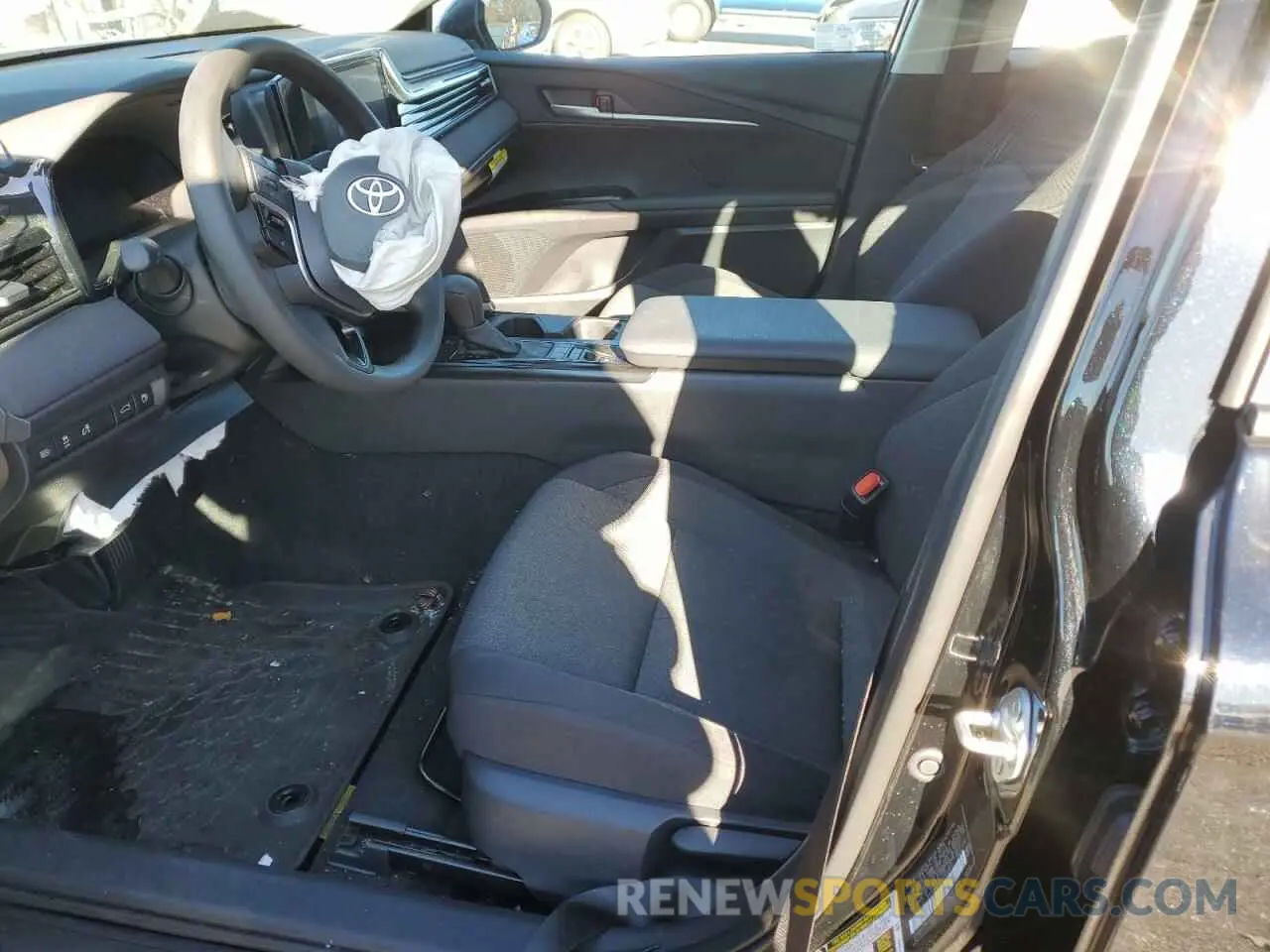 7 Photograph of a damaged car 4T1DAACK9SU503597 TOYOTA CAMRY 2025