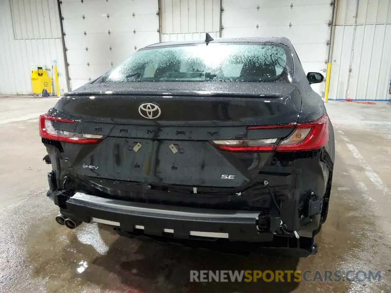 6 Photograph of a damaged car 4T1DAACK9SU504295 TOYOTA CAMRY 2025