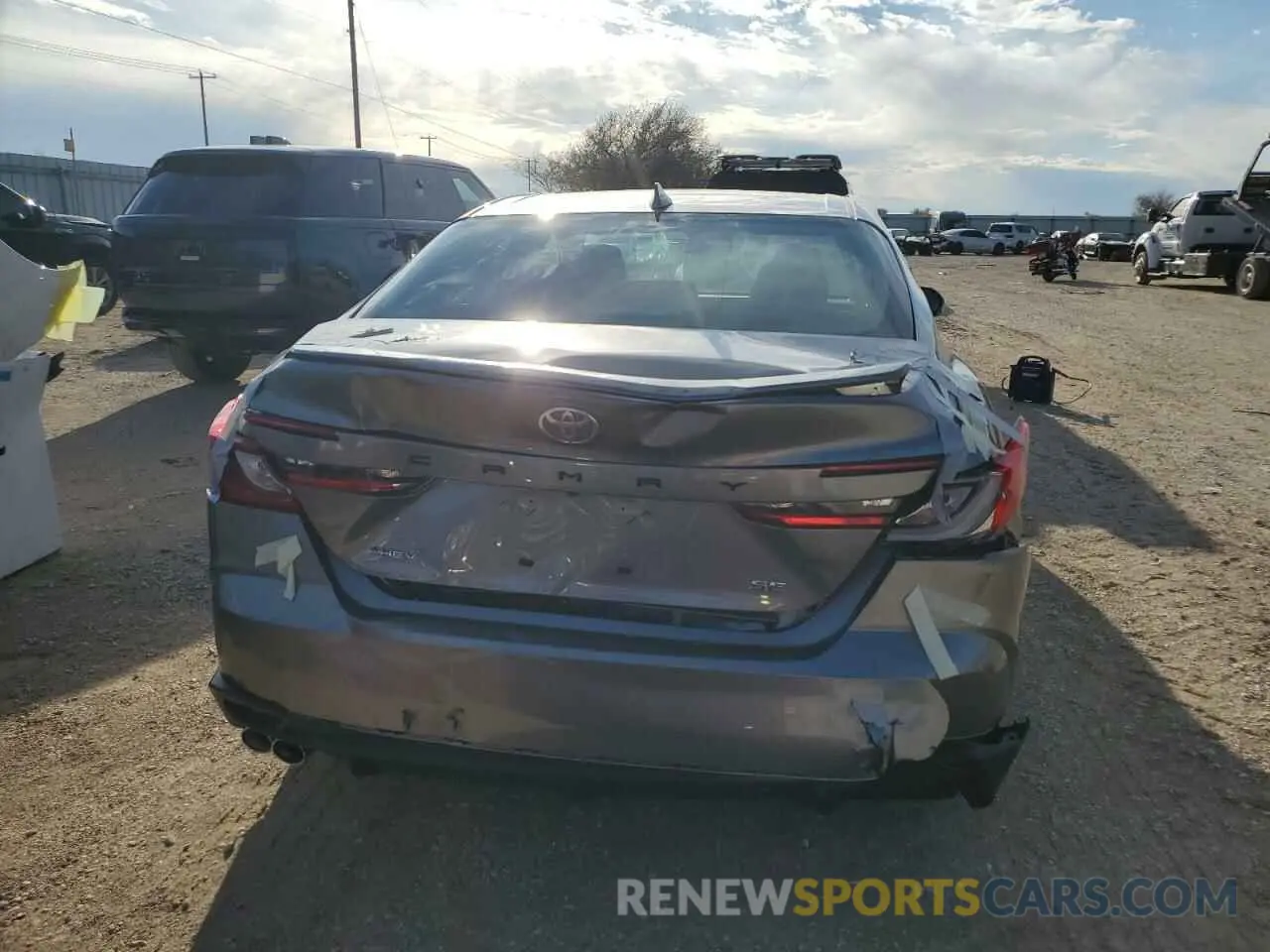 6 Photograph of a damaged car 4T1DAACK9SU507276 TOYOTA CAMRY 2025