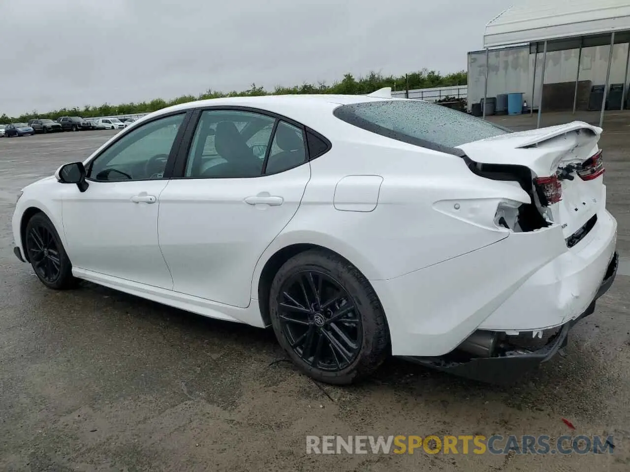2 Photograph of a damaged car 4T1DAACK9SU510999 TOYOTA CAMRY 2025