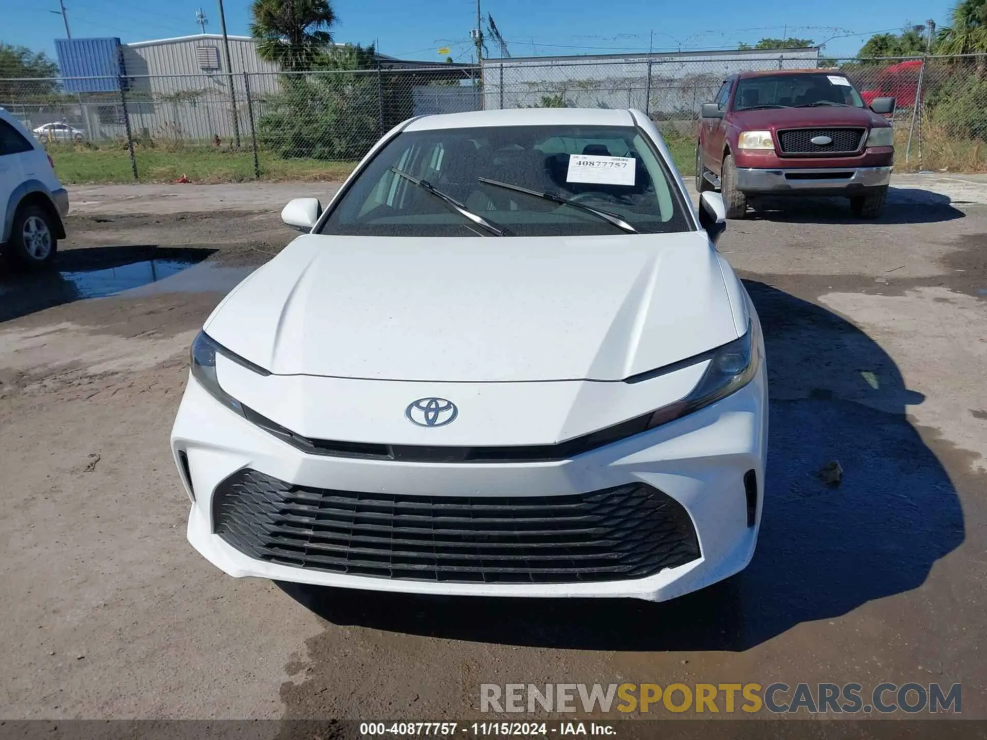 6 Photograph of a damaged car 4T1DAACK9SU520531 TOYOTA CAMRY 2025