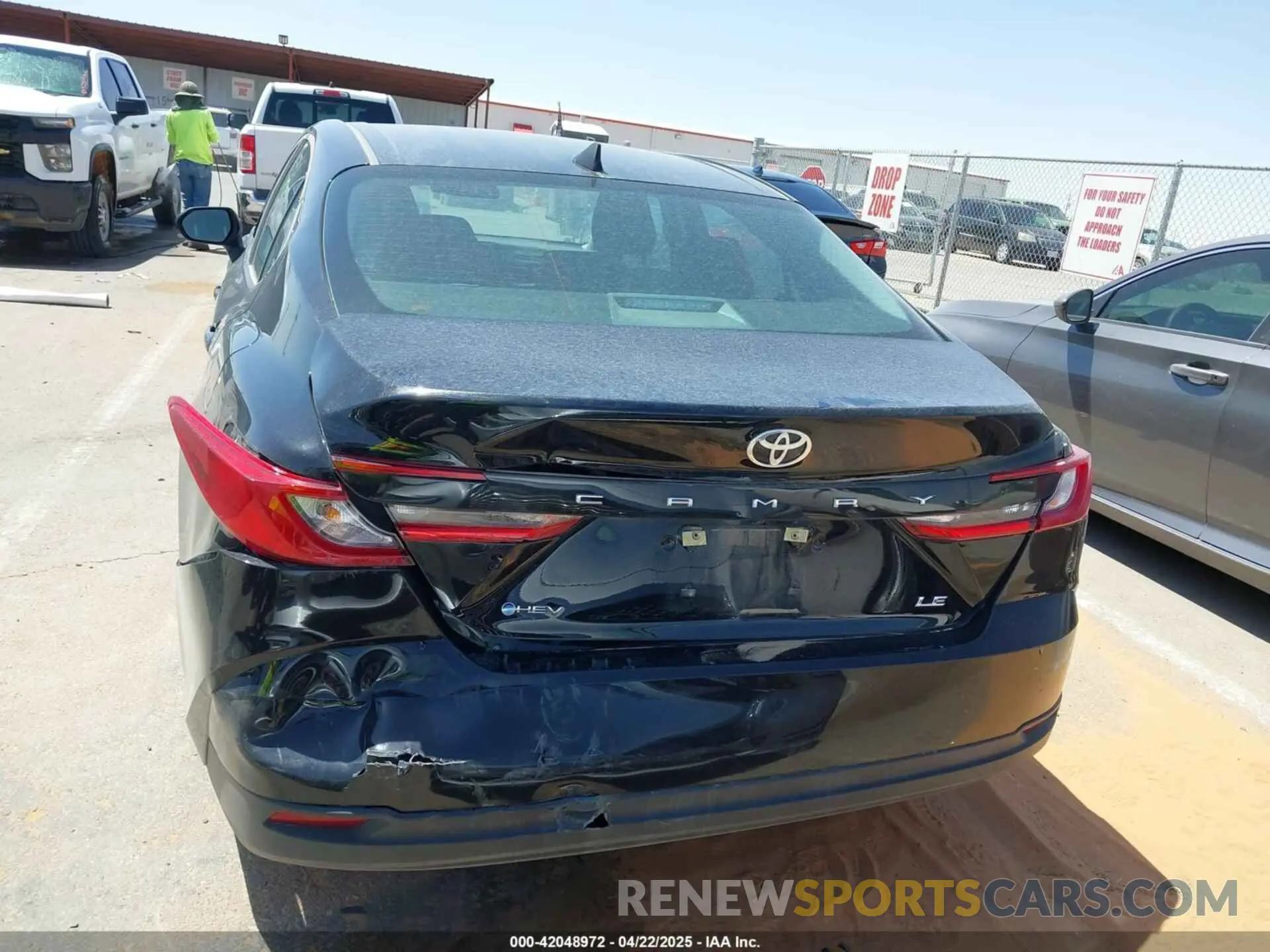 16 Photograph of a damaged car 4T1DAACK9SU522182 TOYOTA CAMRY 2025