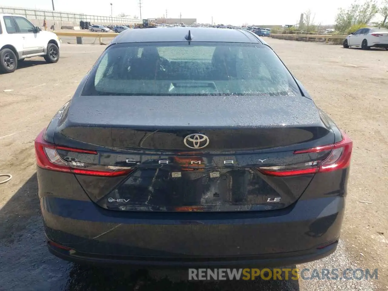 6 Photograph of a damaged car 4T1DAACK9SU526653 TOYOTA CAMRY 2025