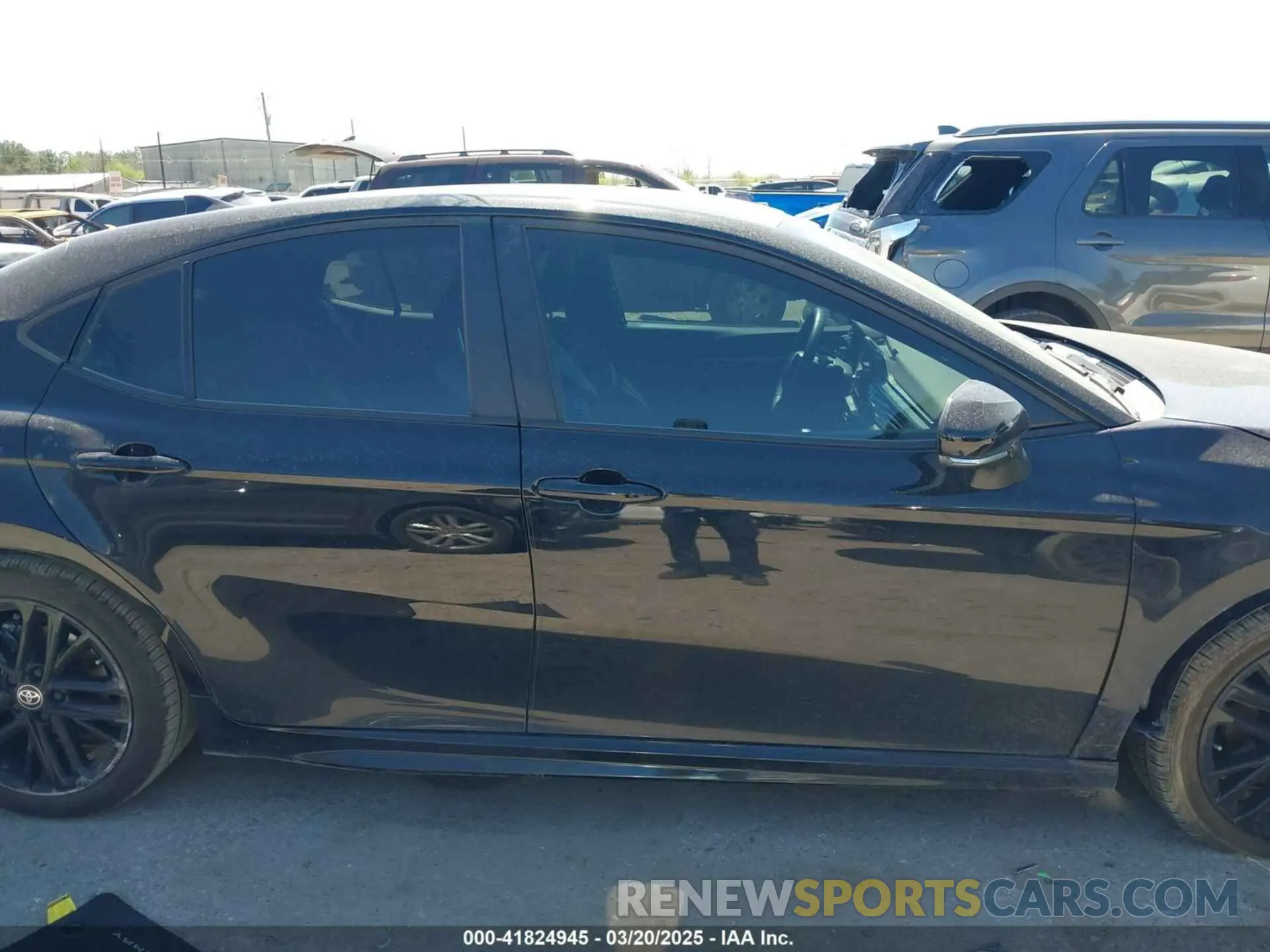 13 Photograph of a damaged car 4T1DAACK9SU531612 TOYOTA CAMRY 2025