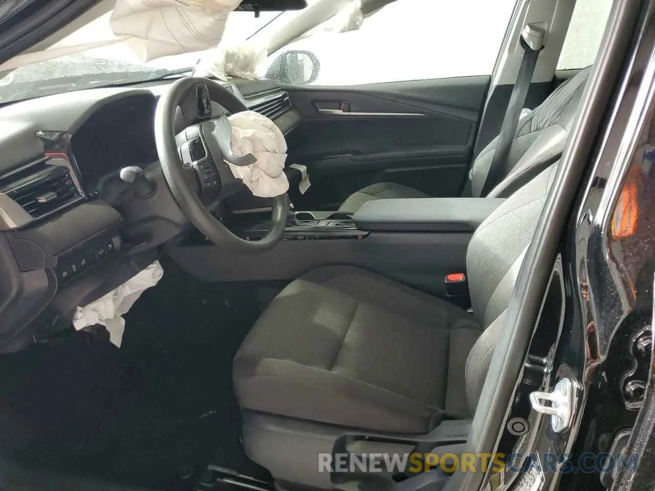 7 Photograph of a damaged car 4T1DAACK9SU535336 TOYOTA CAMRY 2025
