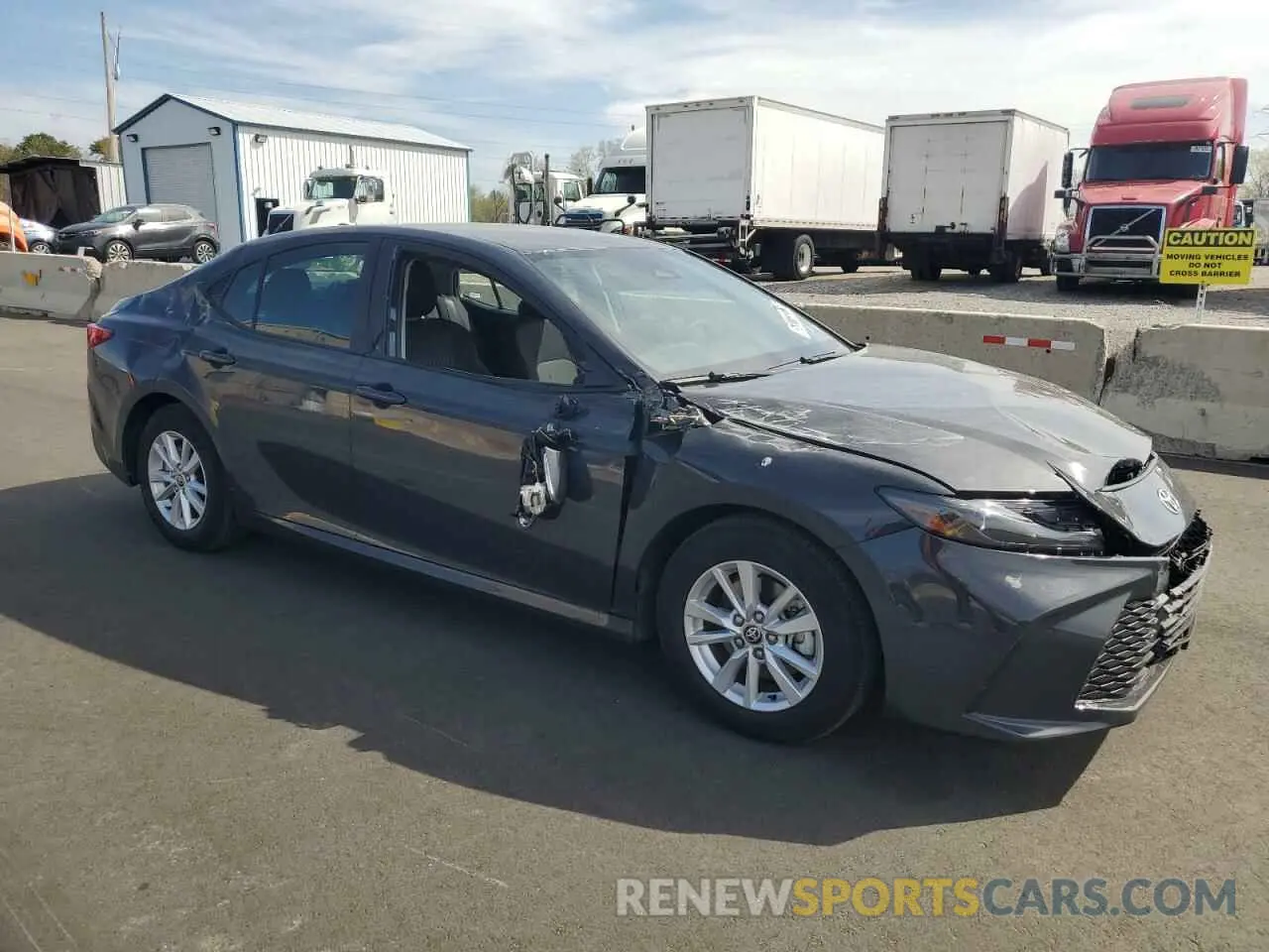 4 Photograph of a damaged car 4T1DAACK9SU545896 TOYOTA CAMRY 2025