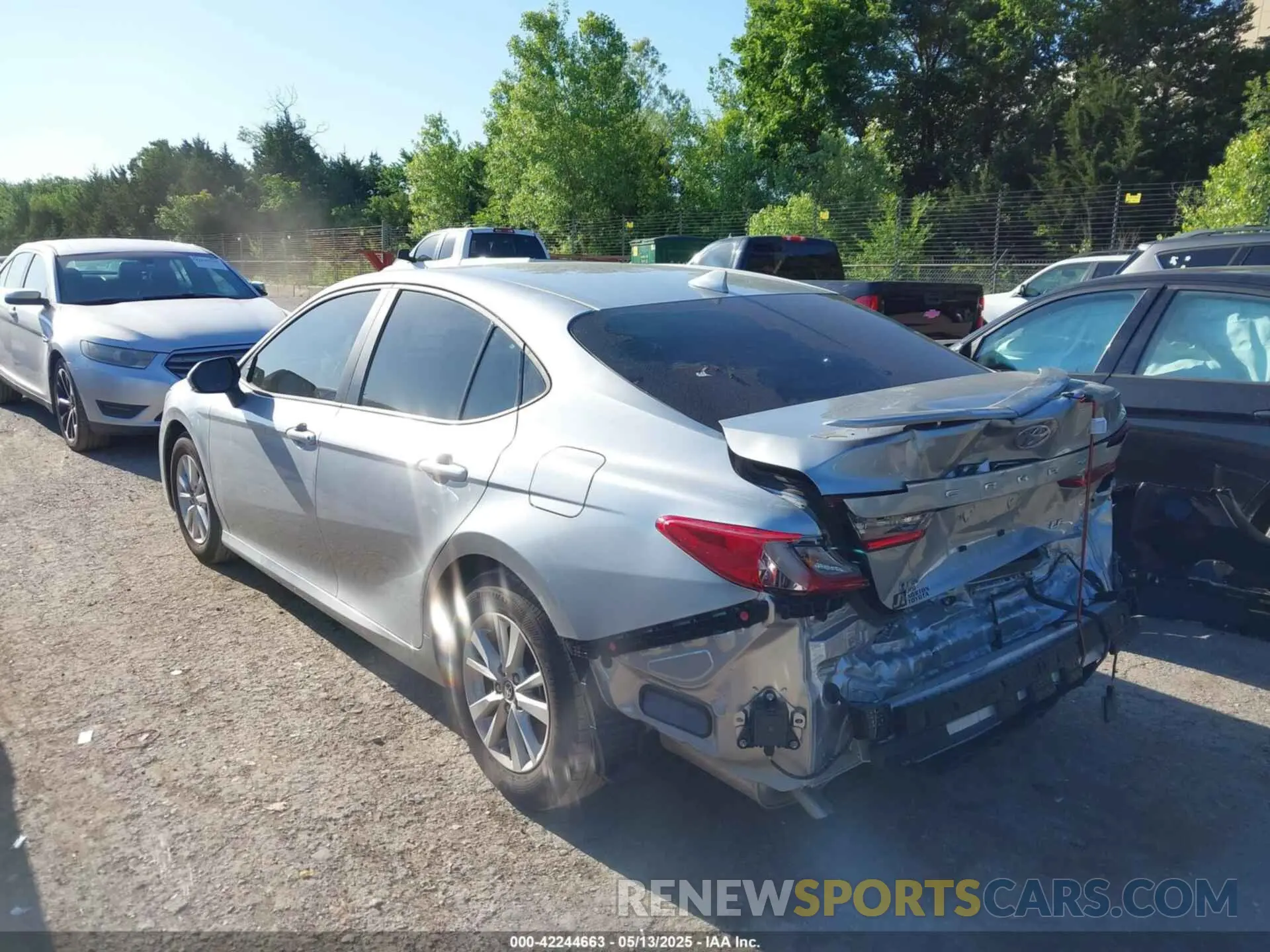 3 Photograph of a damaged car 4T1DAACK9SU560009 TOYOTA CAMRY 2025
