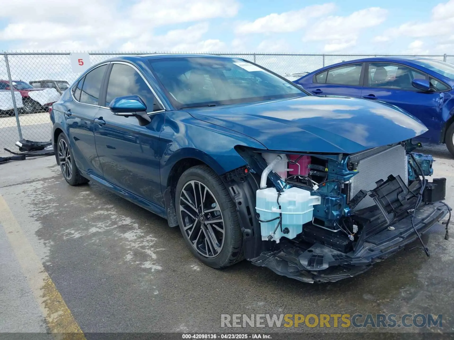 1 Photograph of a damaged car 4T1DAACK9SU566859 TOYOTA CAMRY 2025