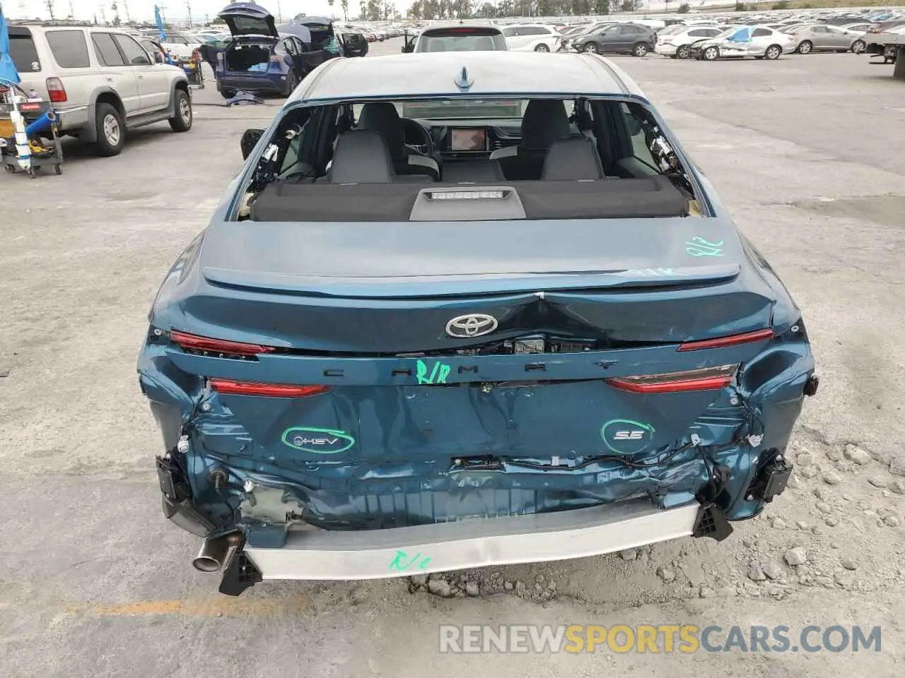 6 Photograph of a damaged car 4T1DAACK9SU577571 TOYOTA CAMRY 2025