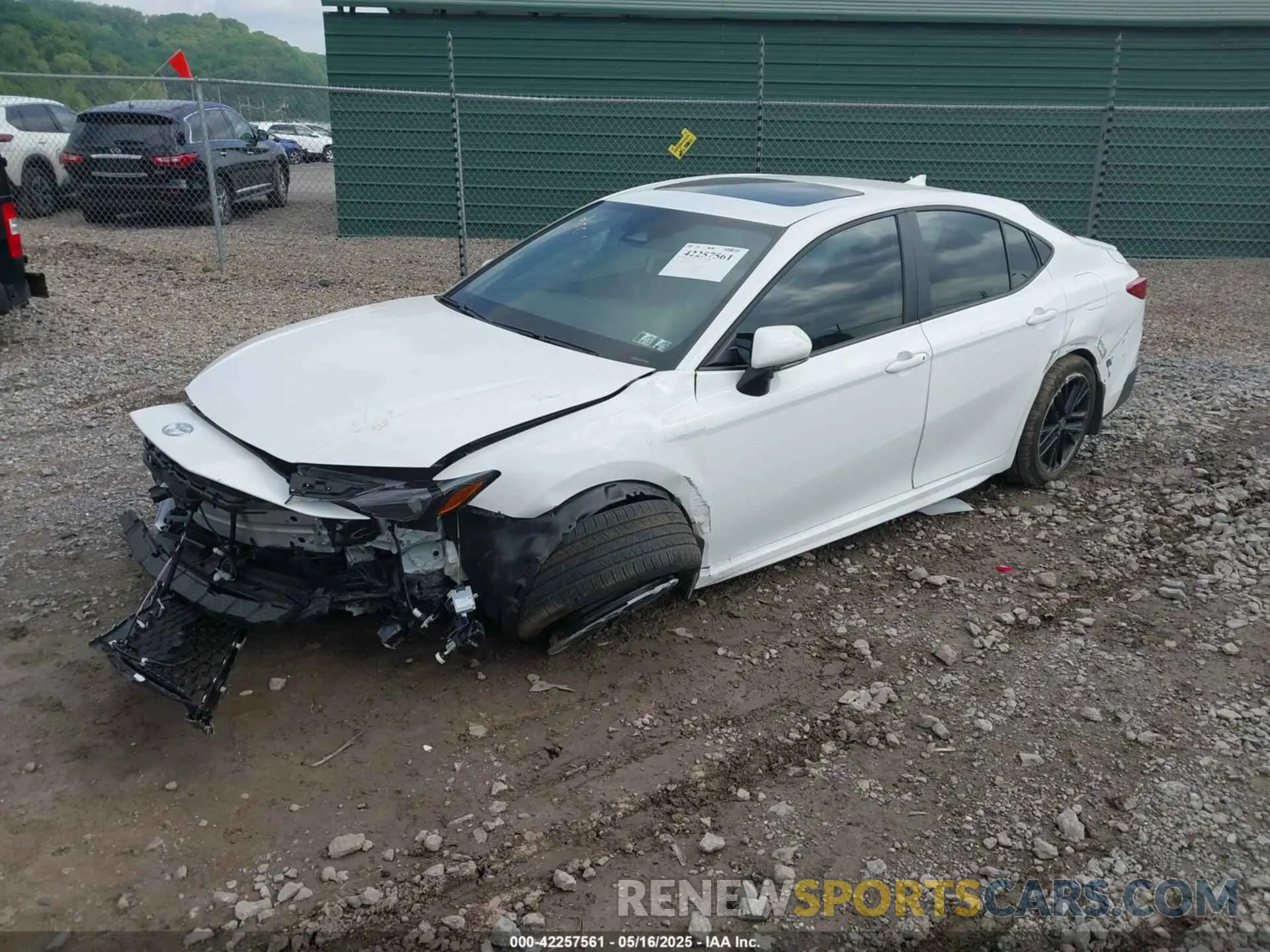 2 Photograph of a damaged car 4T1DAACK9SU582804 TOYOTA CAMRY 2025