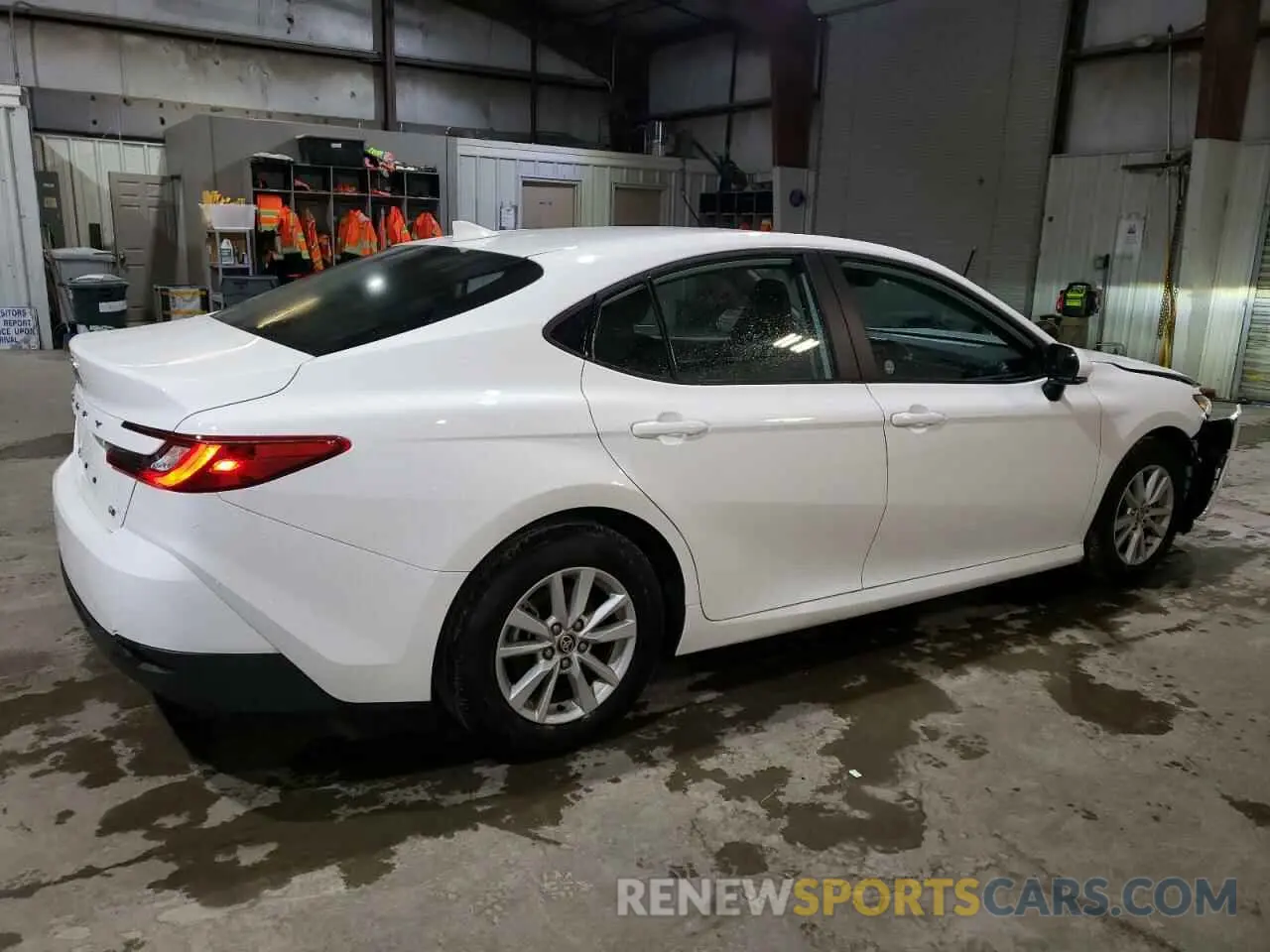 3 Photograph of a damaged car 4T1DAACKXSU014948 TOYOTA CAMRY 2025