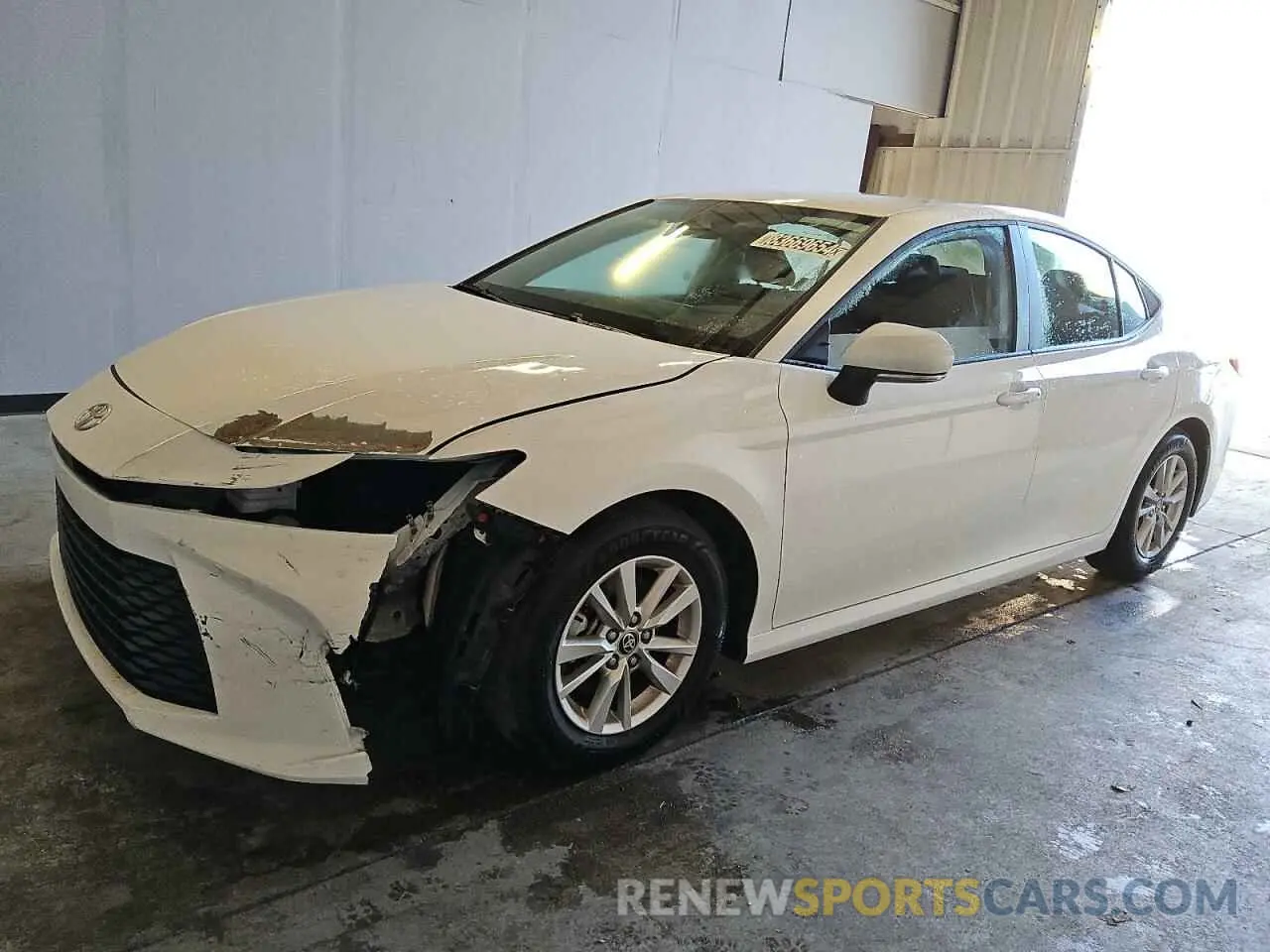 1 Photograph of a damaged car 4T1DAACKXSU021463 TOYOTA CAMRY 2025