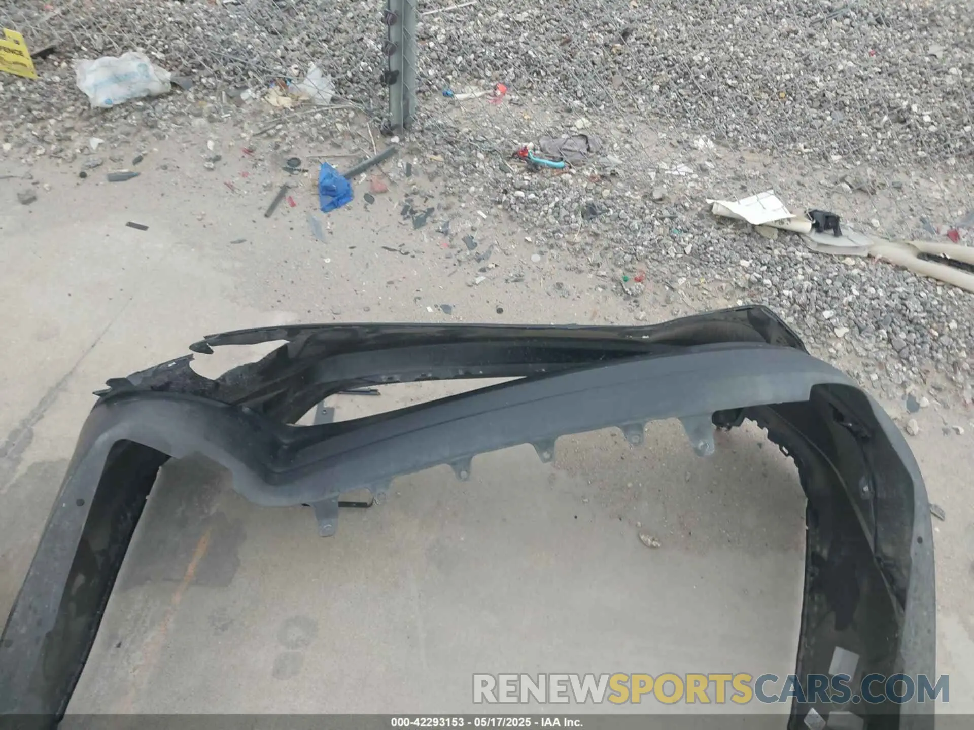 12 Photograph of a damaged car 4T1DAACKXSU022712 TOYOTA CAMRY 2025
