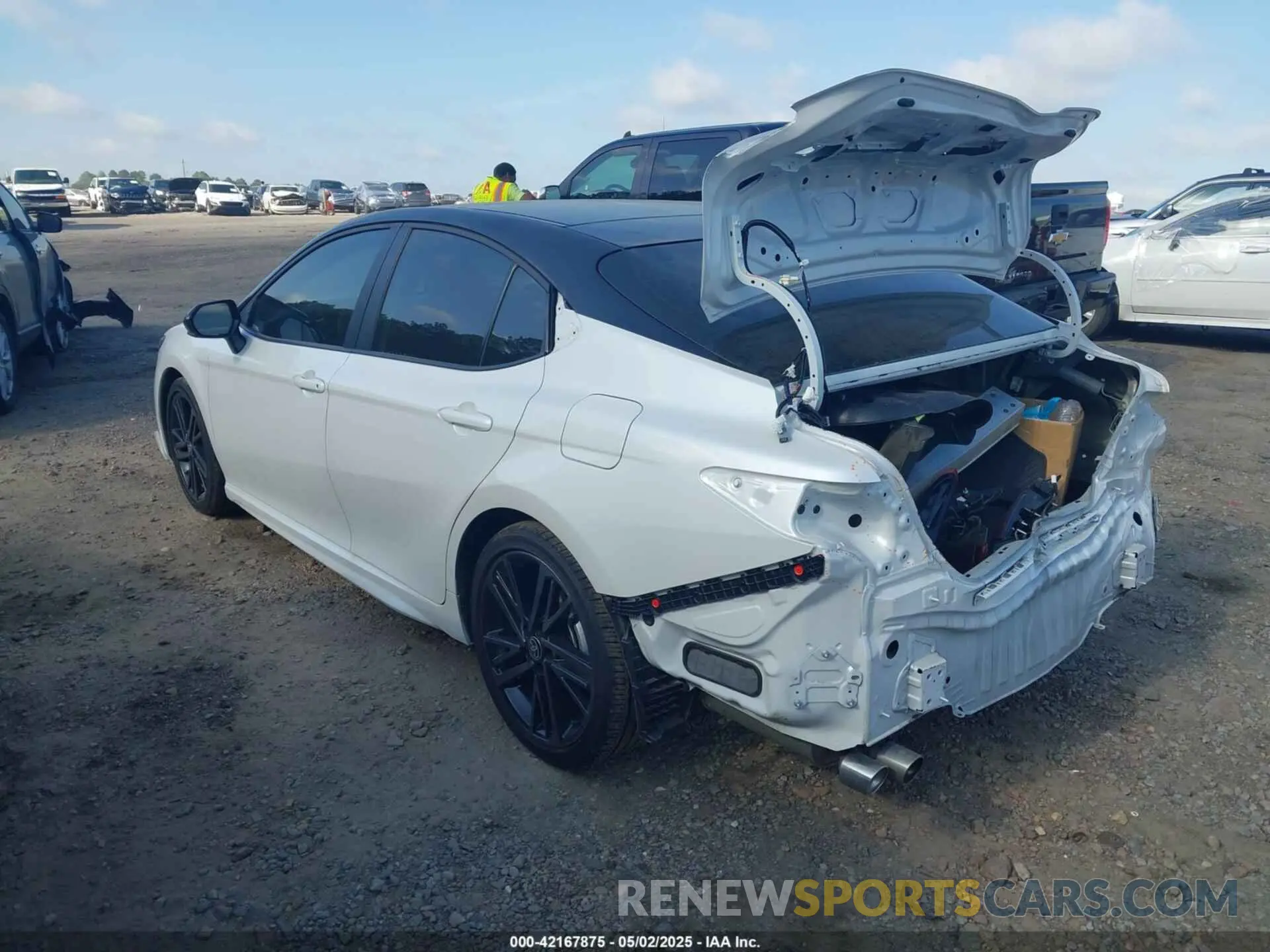 3 Photograph of a damaged car 4T1DAACKXSU032799 TOYOTA CAMRY 2025