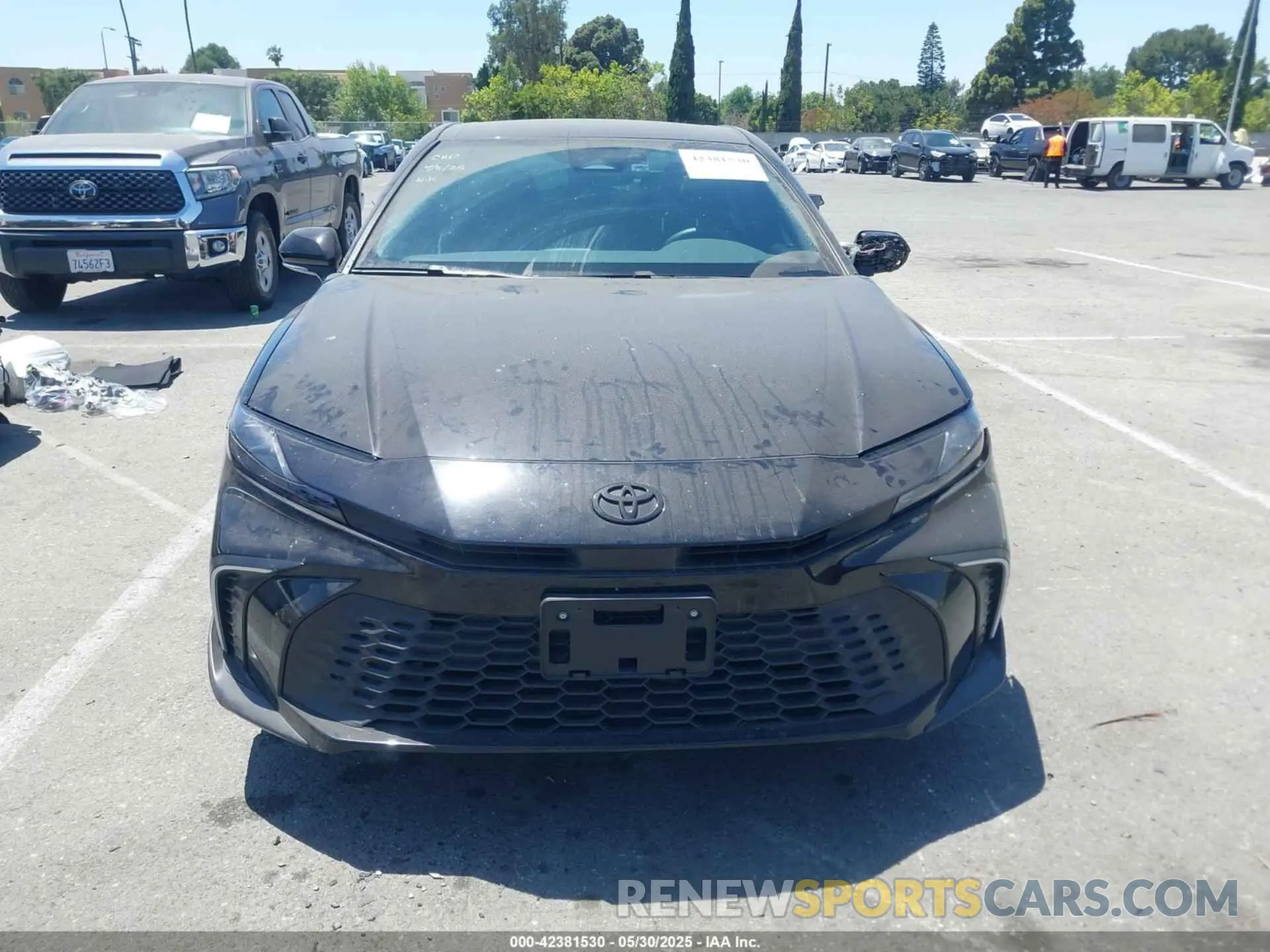 12 Photograph of a damaged car 4T1DAACKXSU058108 TOYOTA CAMRY 2025